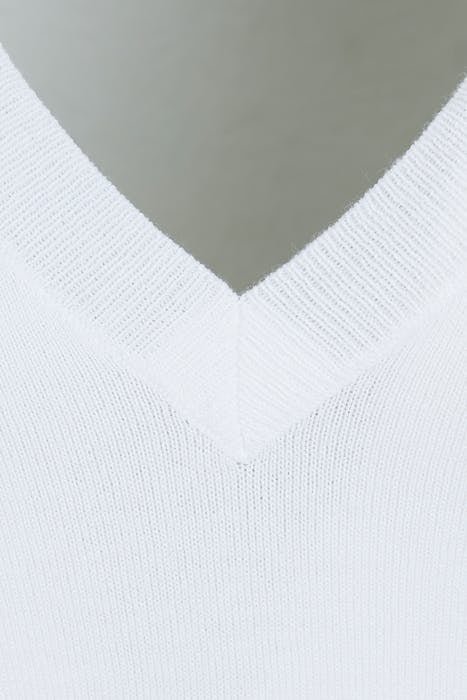 BASIC V-NECK SWEAT LS WHITE 2
