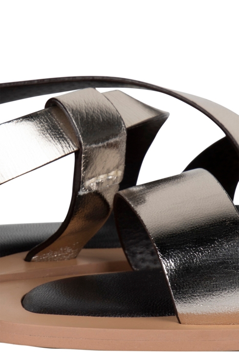 CROOVER LEATHER FLAT SANDAL GLD TN MET 4