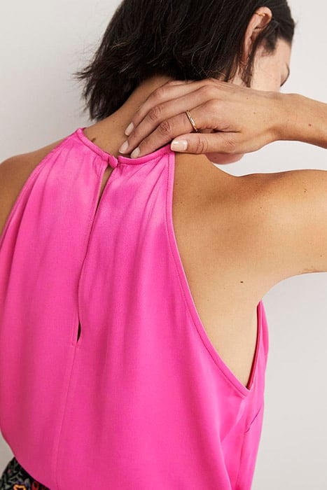 STRAPPY HALTERNECK SATIN TOP DPK 4