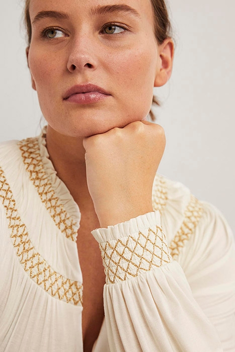 SMOCKED YOKE METALLIC TOP IVO 4