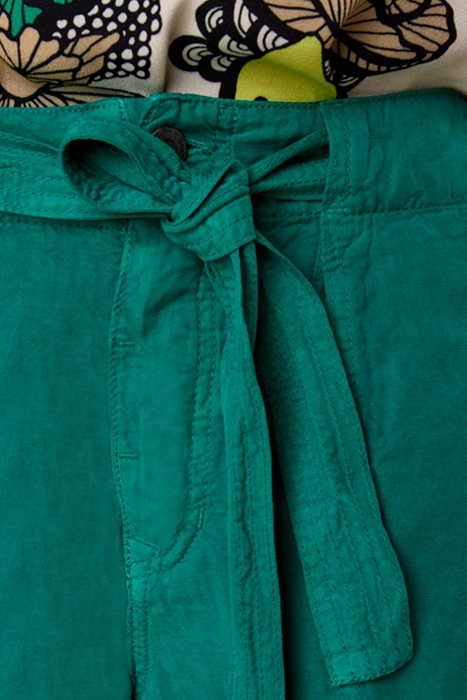 LOOSE FIT SHORTS FLOWY LINEN TENCEL TROPICAL GREEN 3