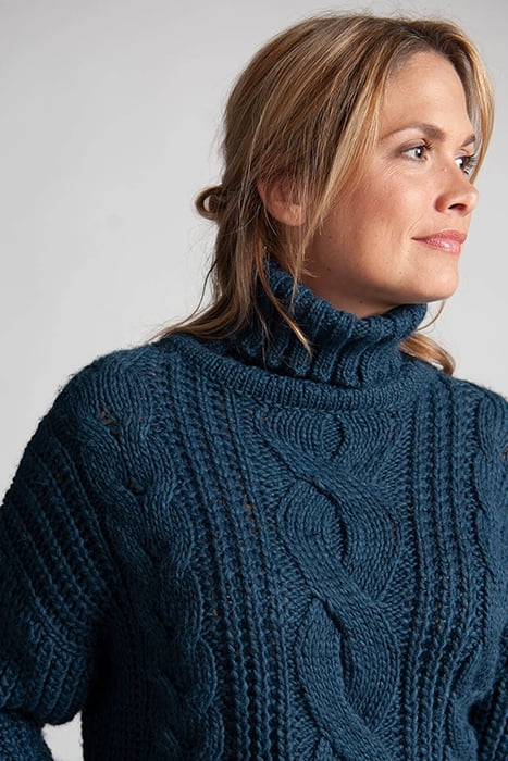 ROLL NECK CABLE SWT LS BLUE 3