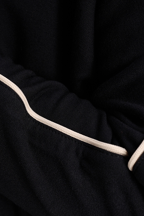 LA-VIGGY TOP BLACK 7