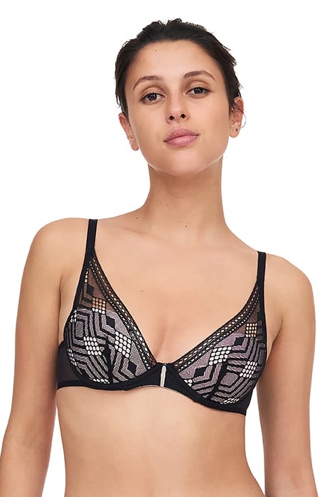 CO BRA TSHIRT PLUNGE BLACK 2