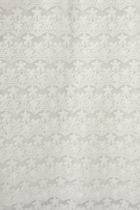 GIRLS’ OFF-WHITE LACE BLOUSE 8