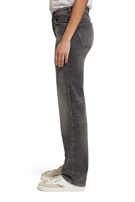 THE SKY PLUS HIGH RISE STRAIGHT JEANS – TRUE NORTH LIGHT 7