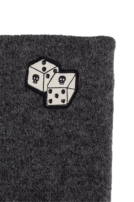BOYS’ GREY FUR-LINED KNIT SNOOD WITH DICE BADGE GREY 4