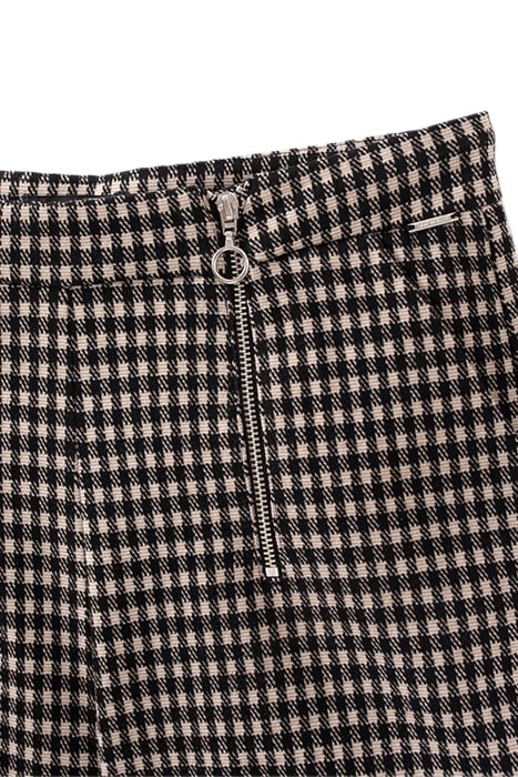 GIRLS’ BLACK AND BEIGE HOUNDSTOOTH MOTIF SHORTS BLACK 3