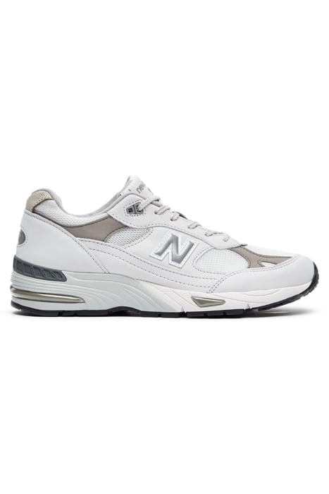 M991FLB SNEAKERS IN OFF WHITE 1