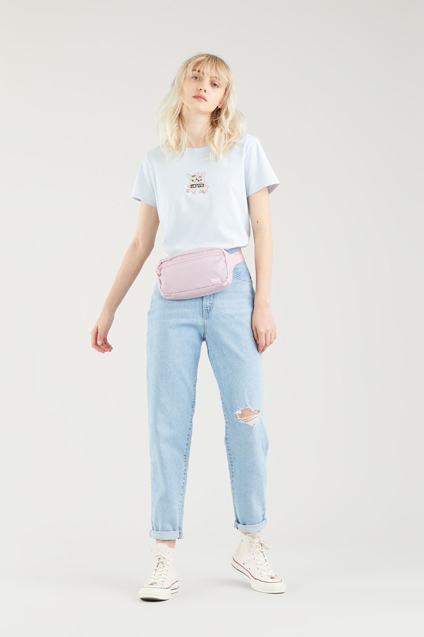 HIGH WAISTED TAPERED MOM JEANS 5