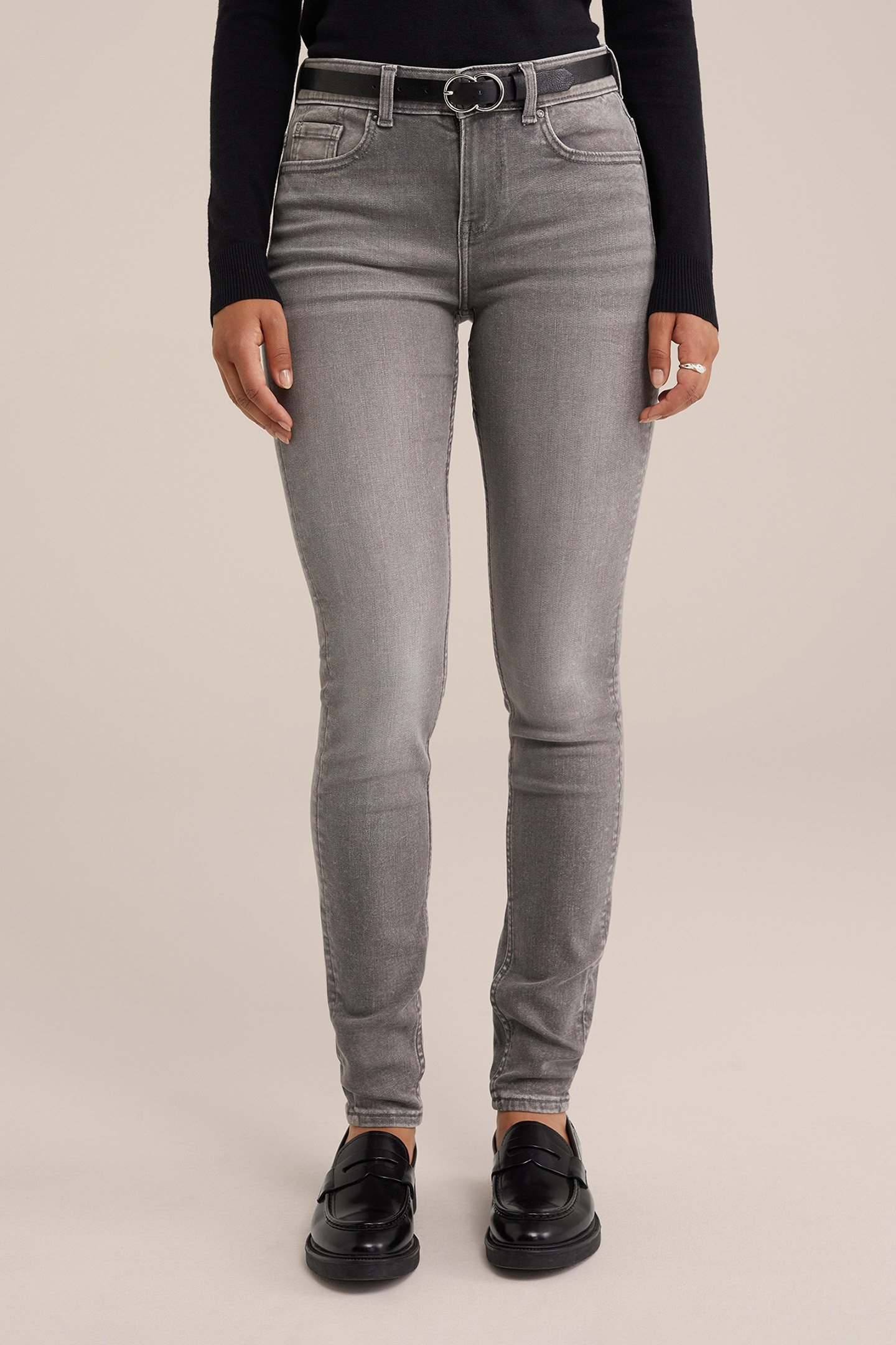 5-POCKET MID WAIST LIGHT GREY 1