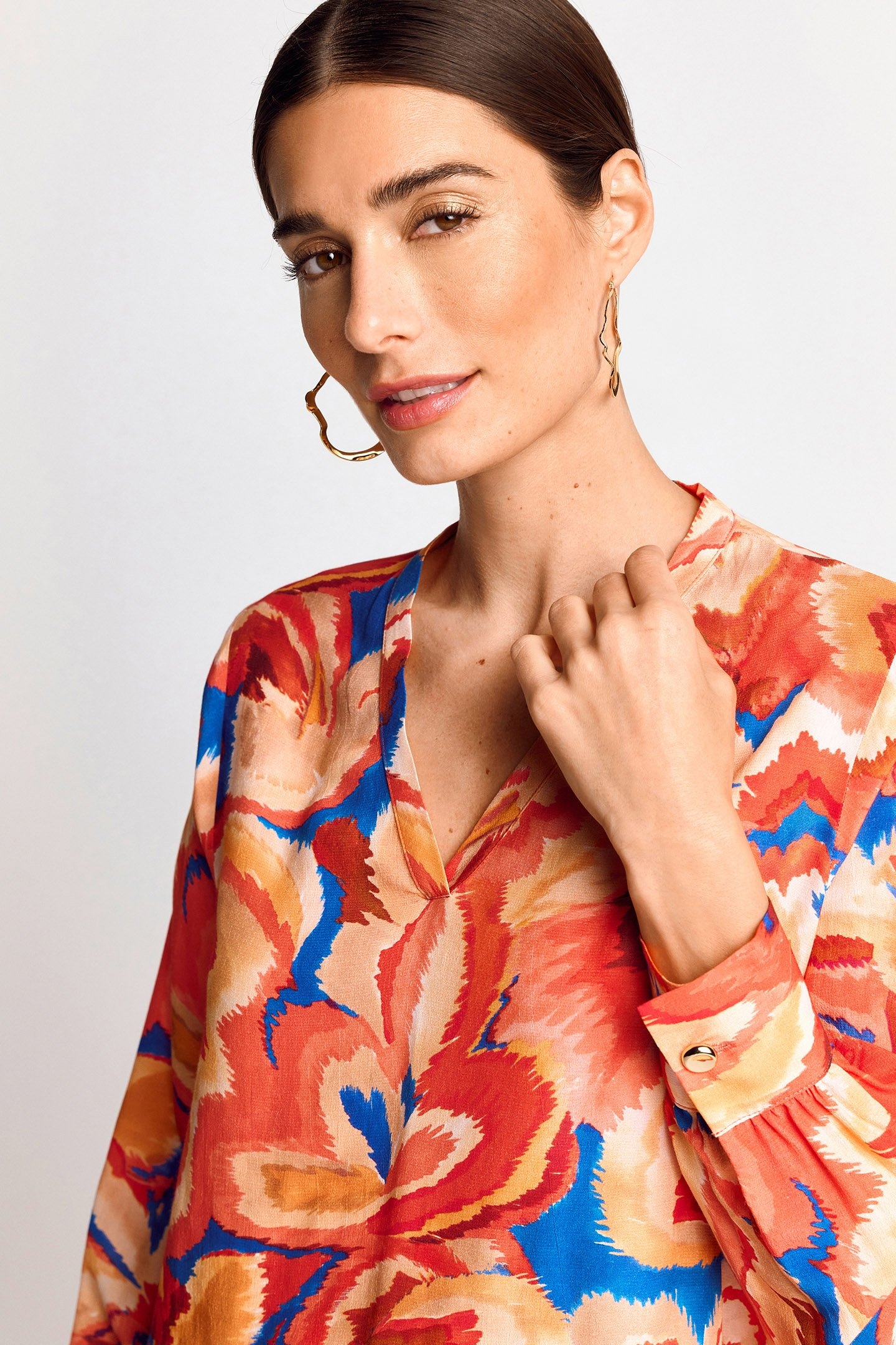 PRINTED V-NECK BLOUSE CHERRY TOMATO 5