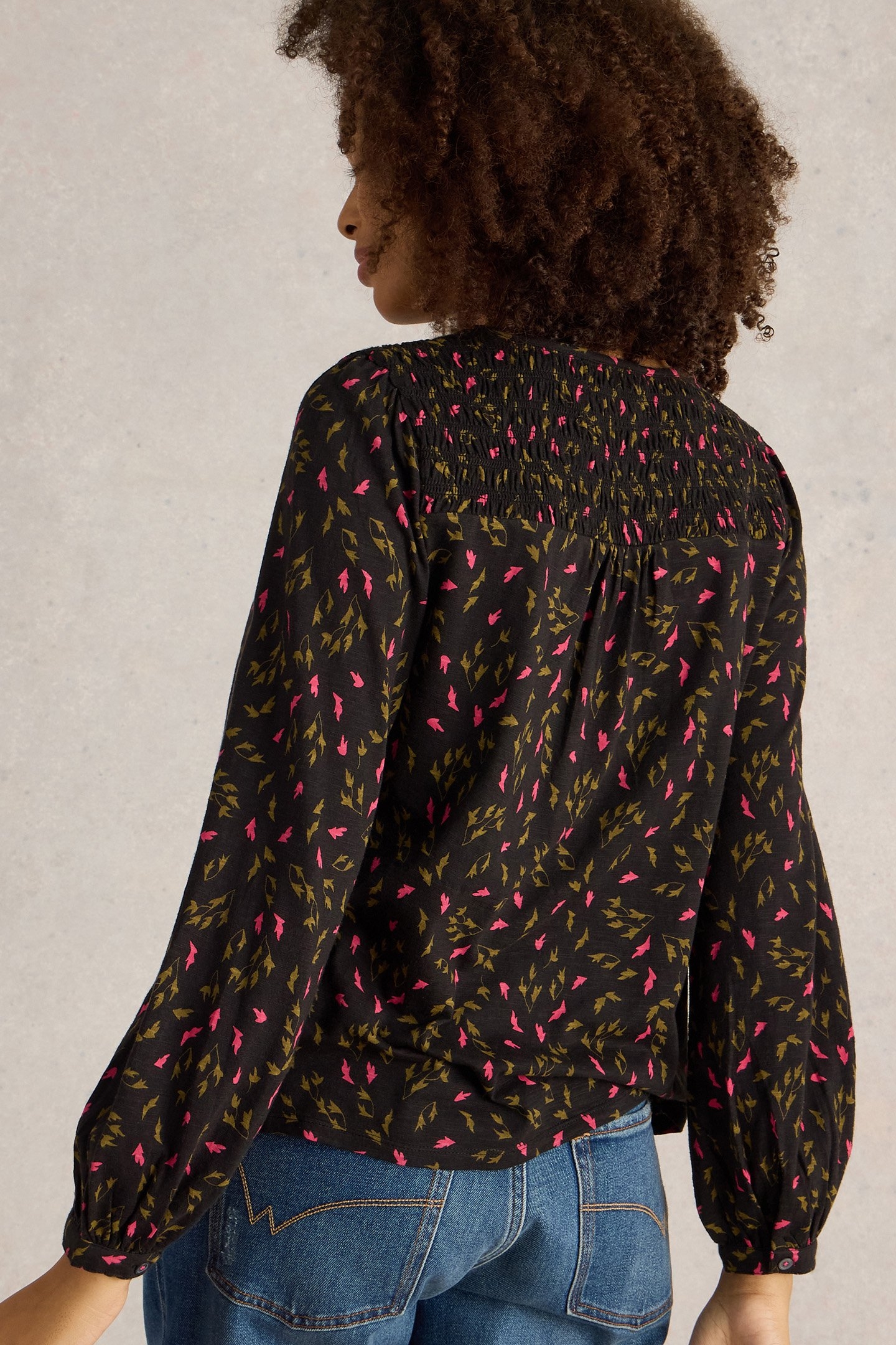 DANIELLA SHIRRED TOP BLACK PRINT 2