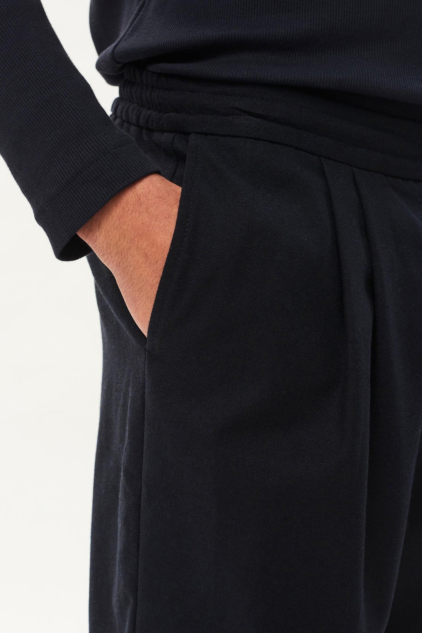 REESE WOOL WOVEN SHORTS DARK BLUE 4