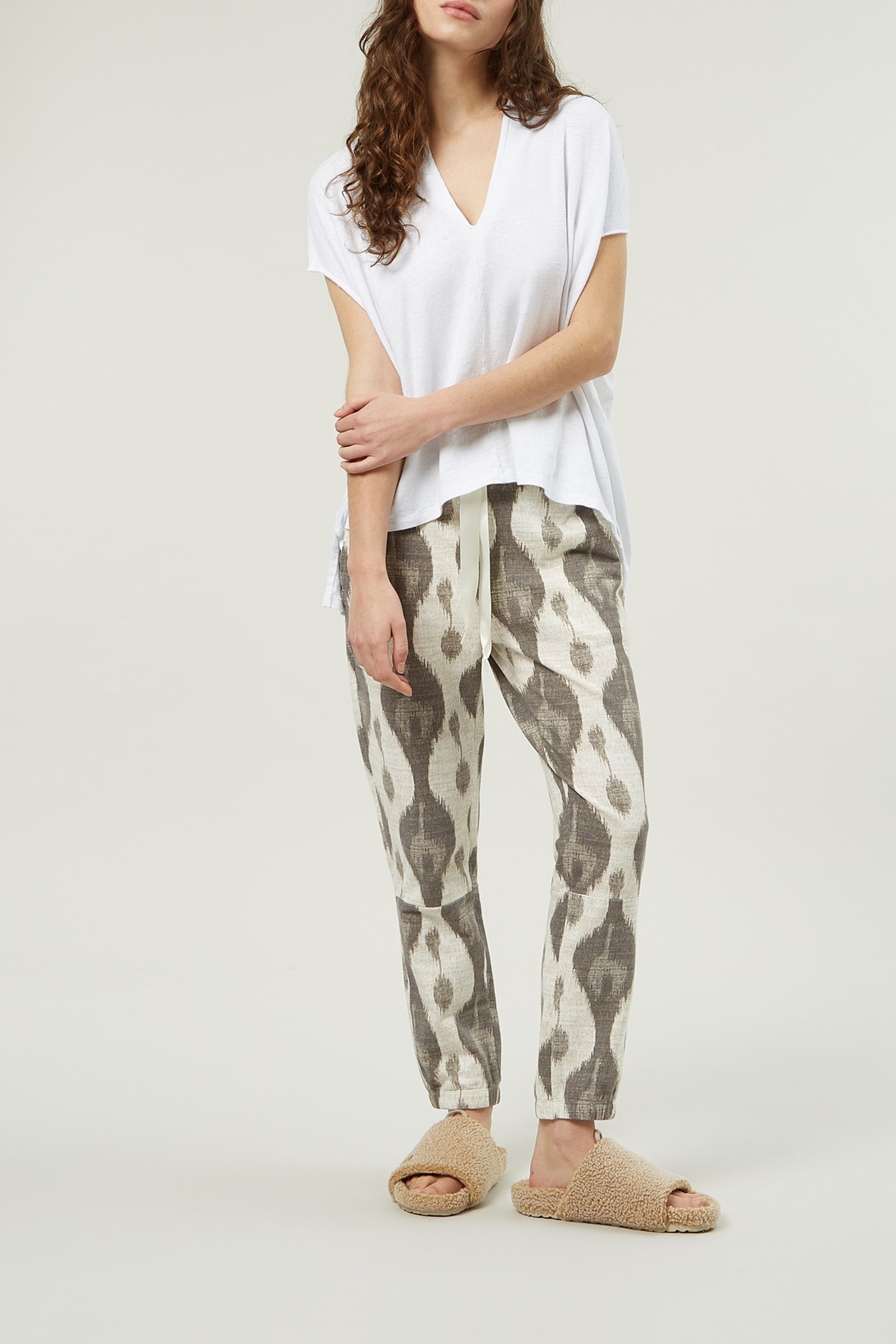 SLEEVELESS TOP LINEN WHITE 2