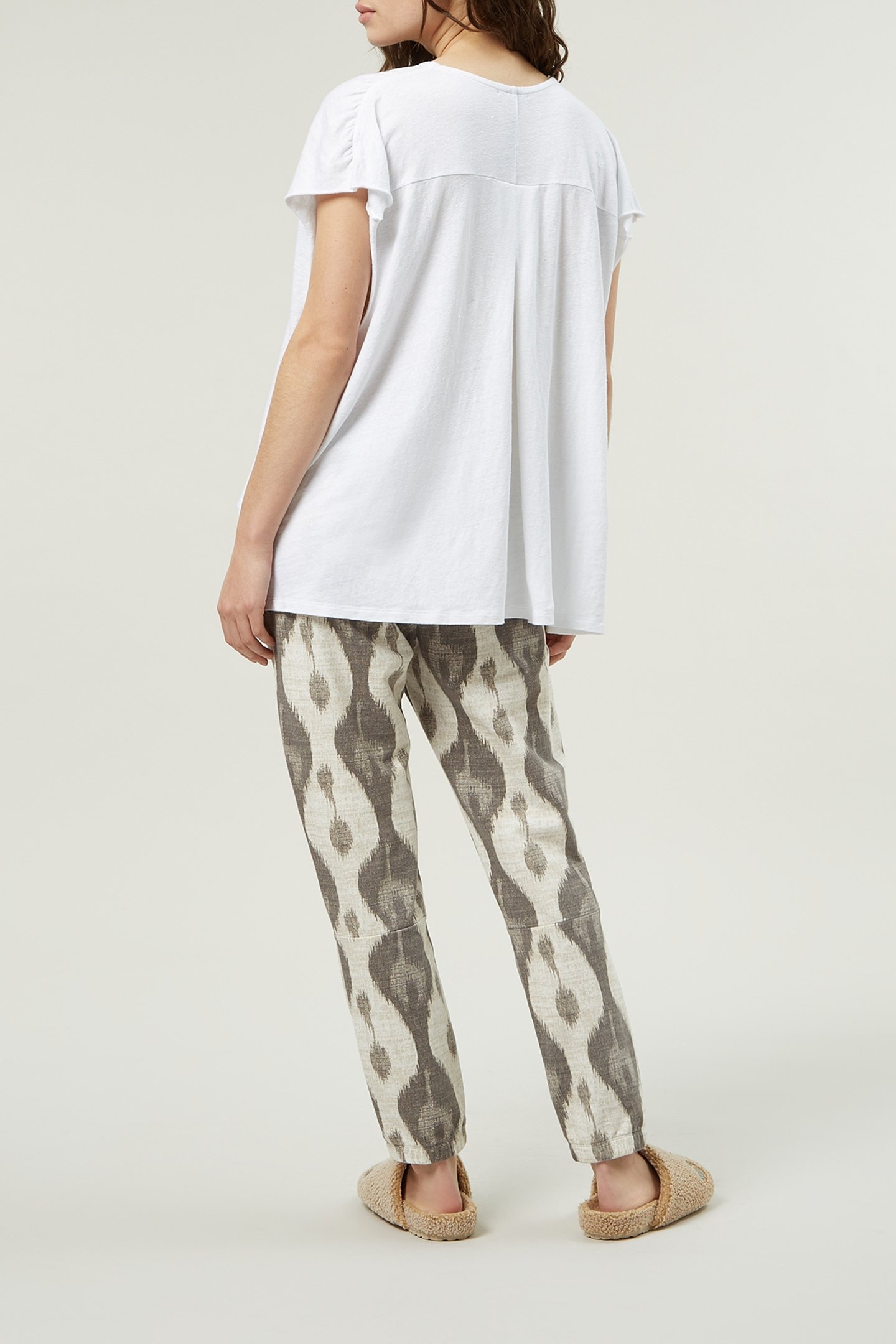 SLEEVELESS TOP LINEN WHITE 3