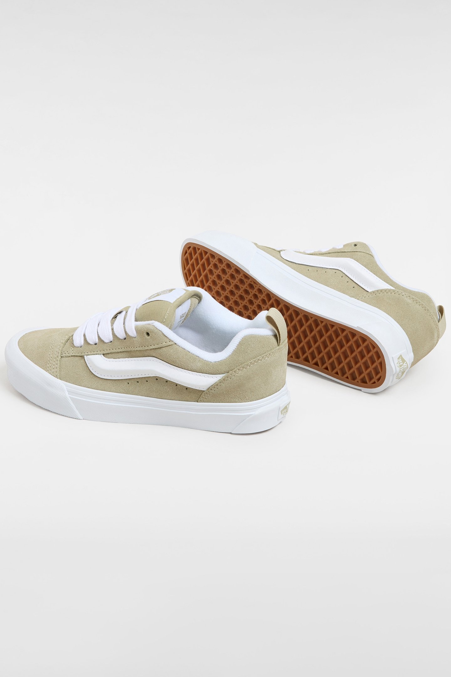 KNU SKOOL SUEDE ELM 4