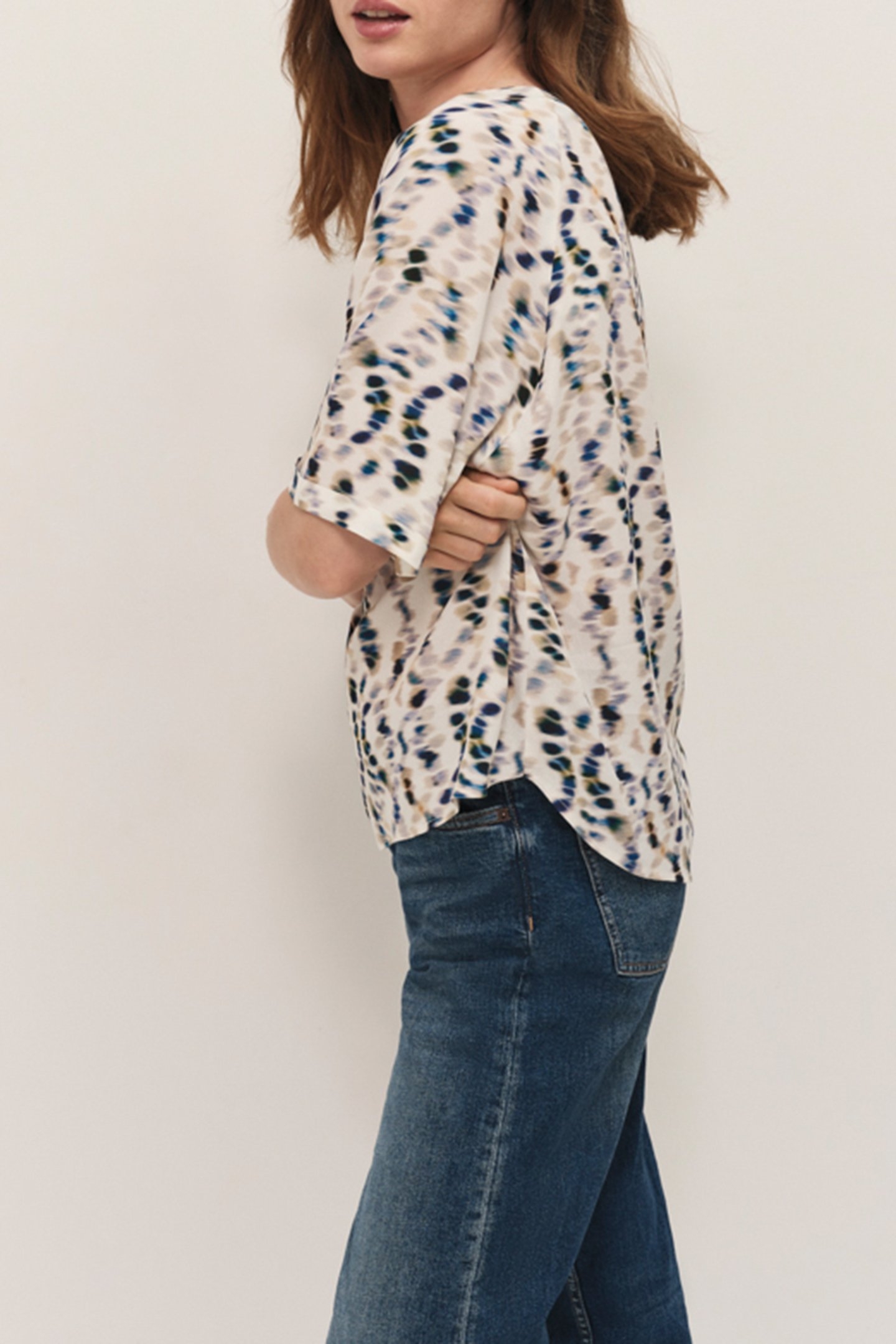 CARVI - ECRU TOP WITH PEARL TREASURE PRINT 5