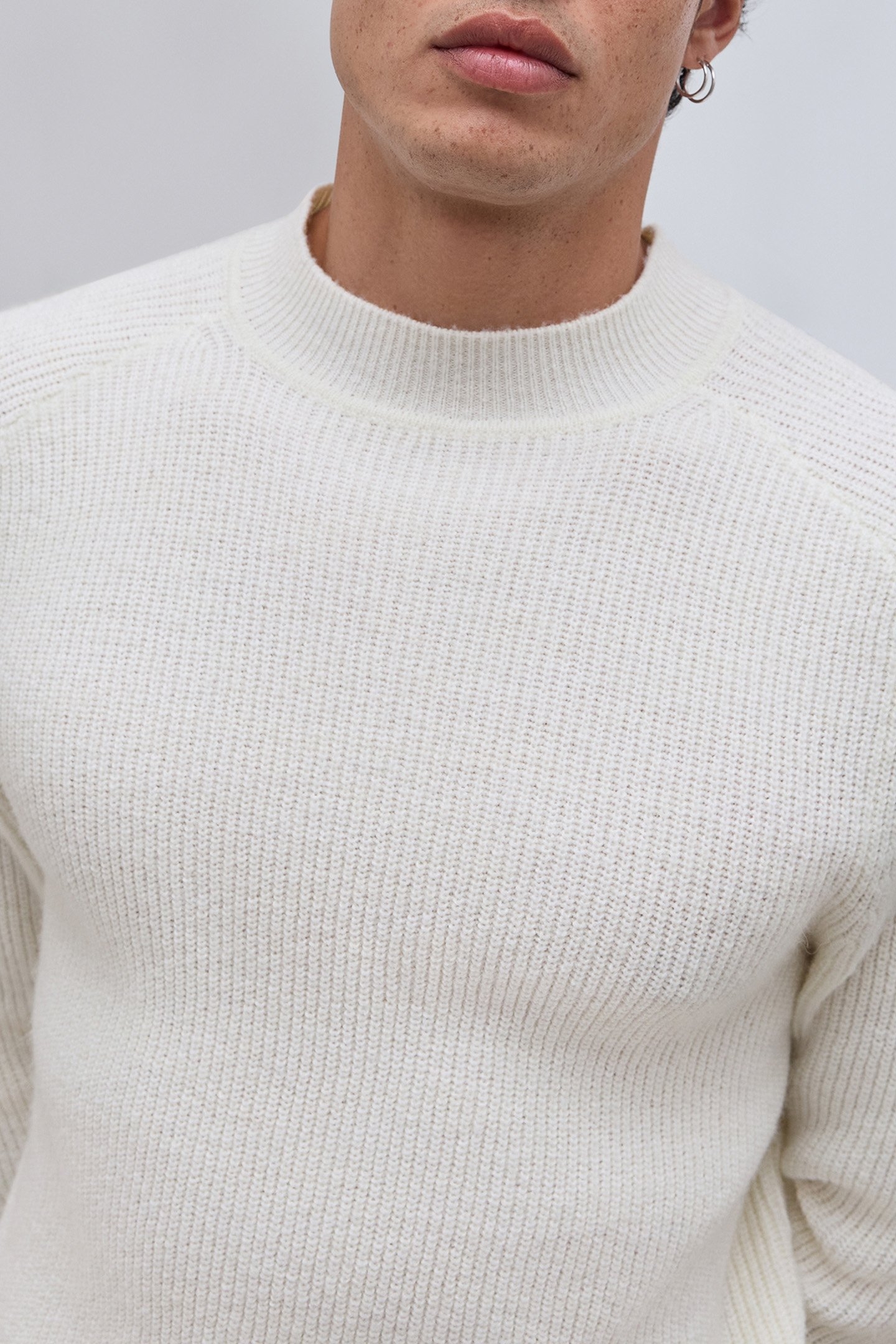 CHALK-KNIT MOCK-NECK SWEATER 5