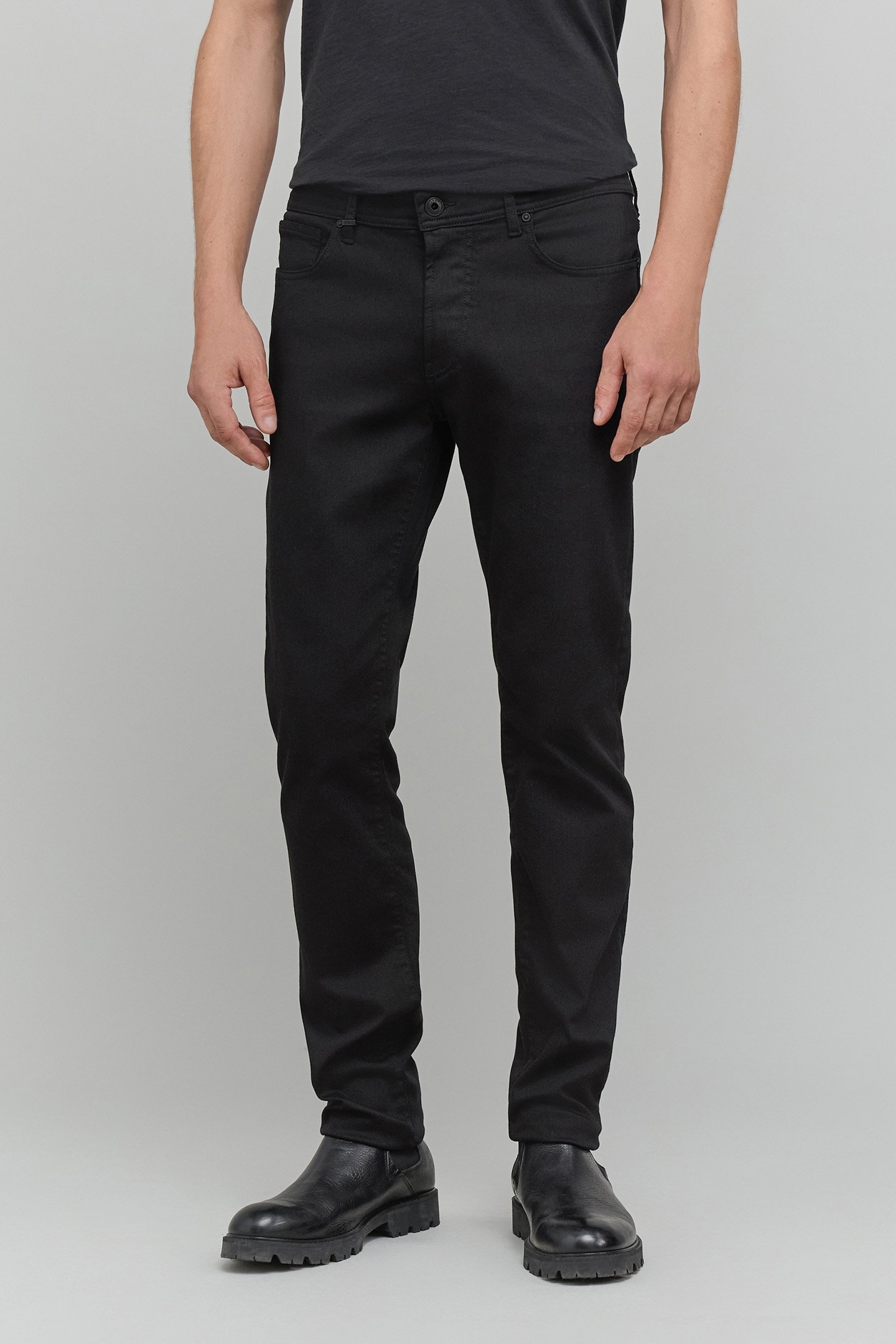 BLACK SLIM WATERLESS ZIGGY JEANS 1
