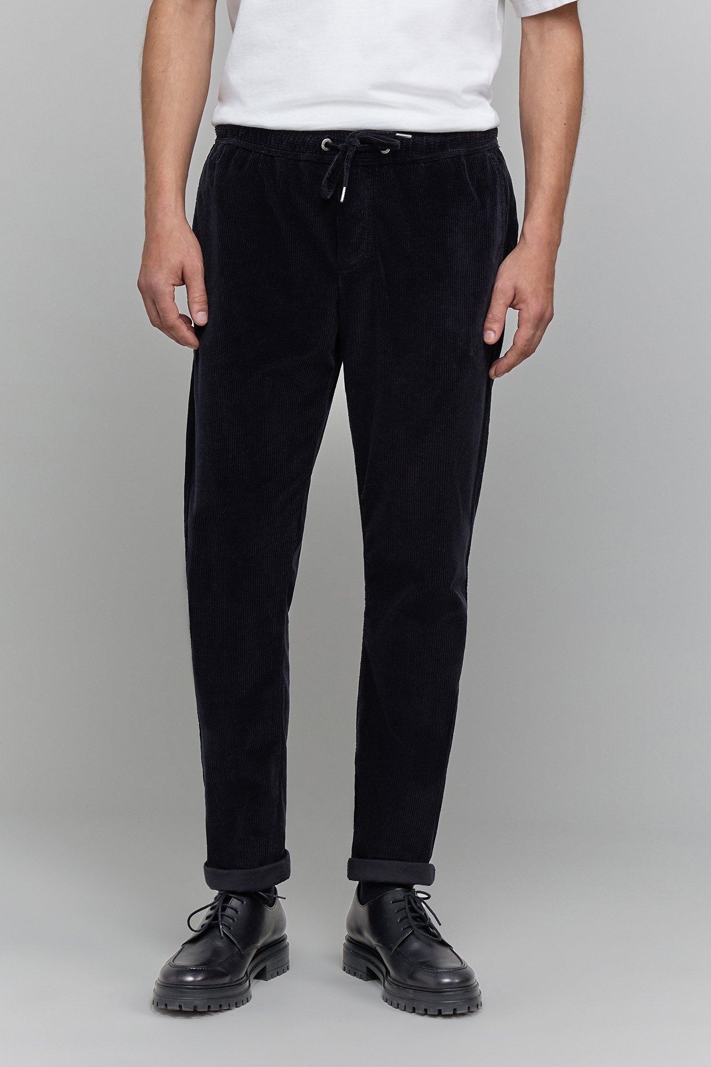 BLACK CORDUROY JOGPANTS 1