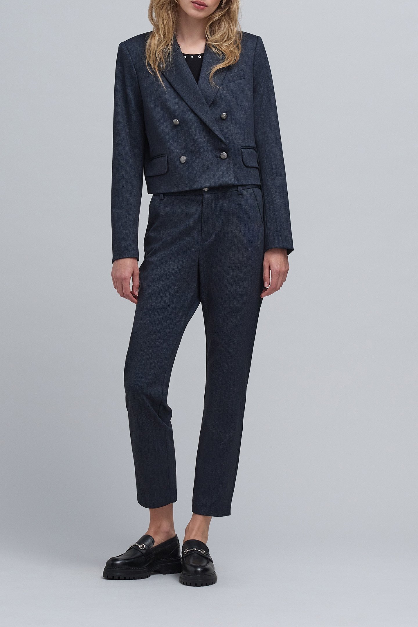 NAVY HERRINGBONE PATTERN SHORT SUIT JACKET 3