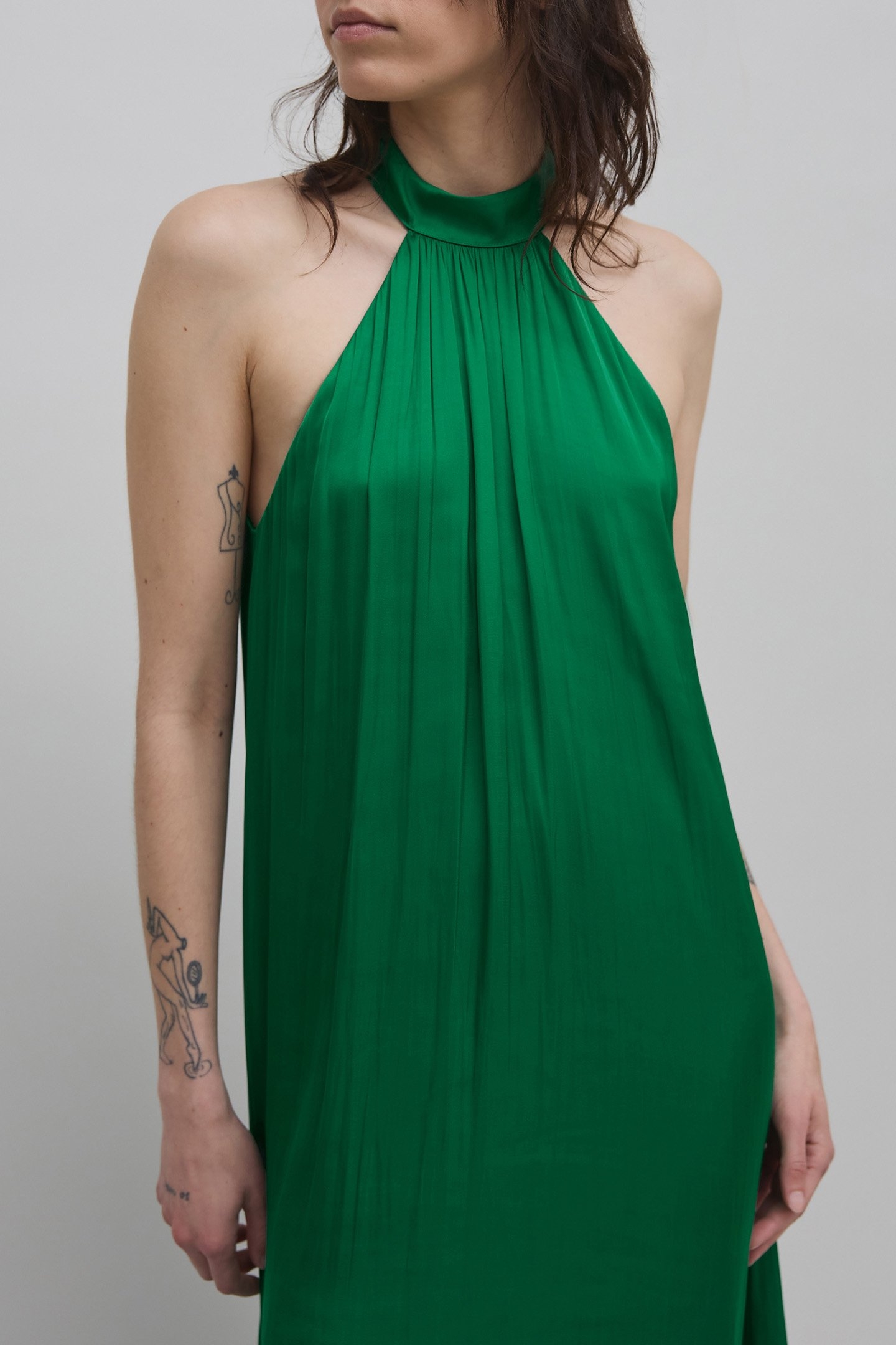 GREEN RECYCLED POLYESTER DRESS WITH ARMHOLES 4