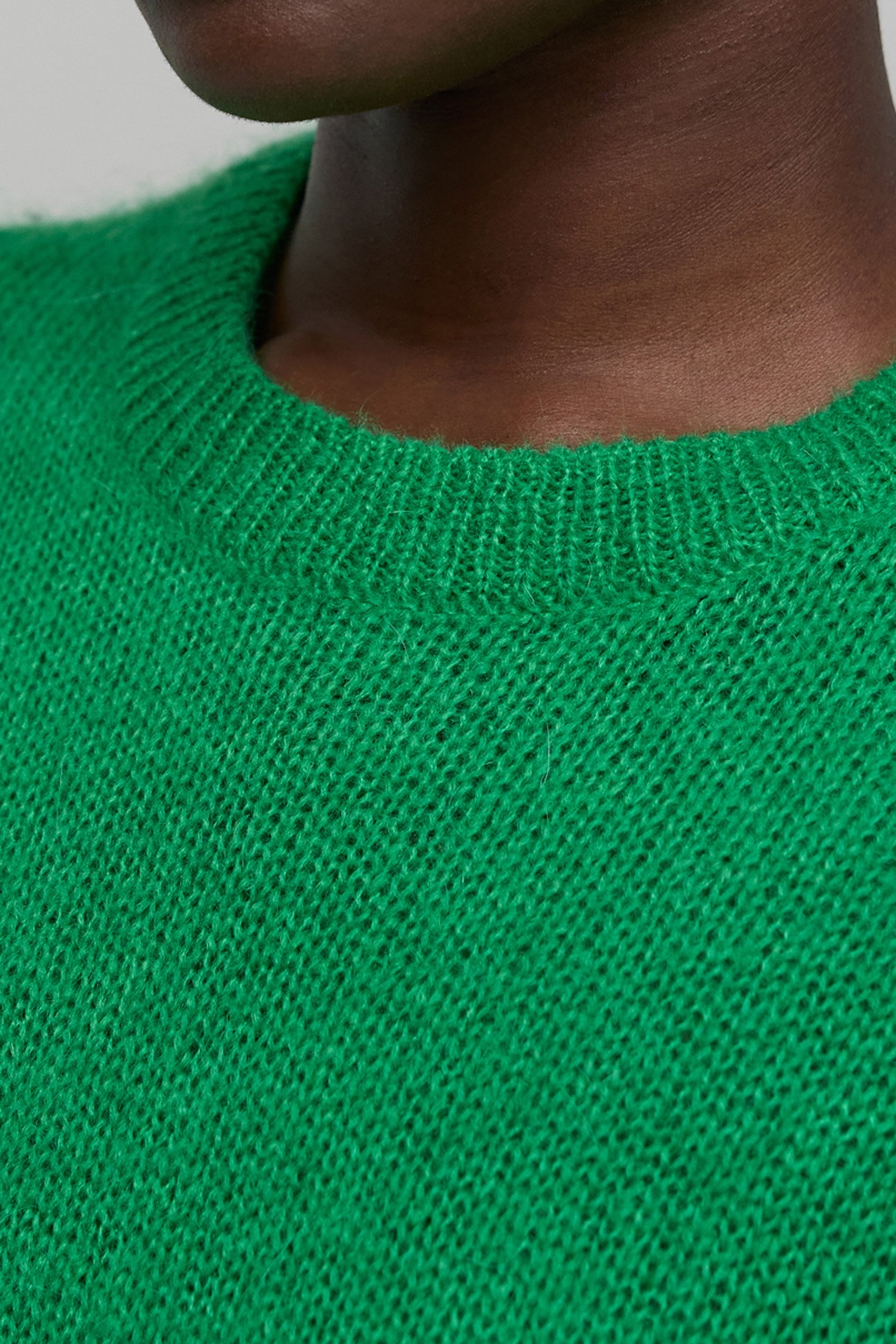GREEN PRE-KNIT OVERSIZE SWEATER 5