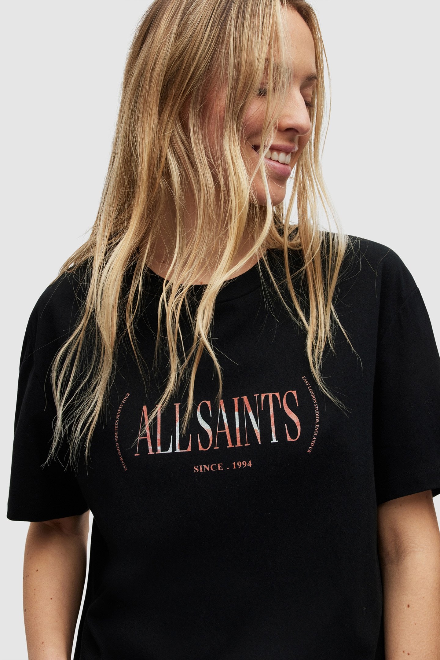 RILA BOYFRIEND TEE BLACK 6