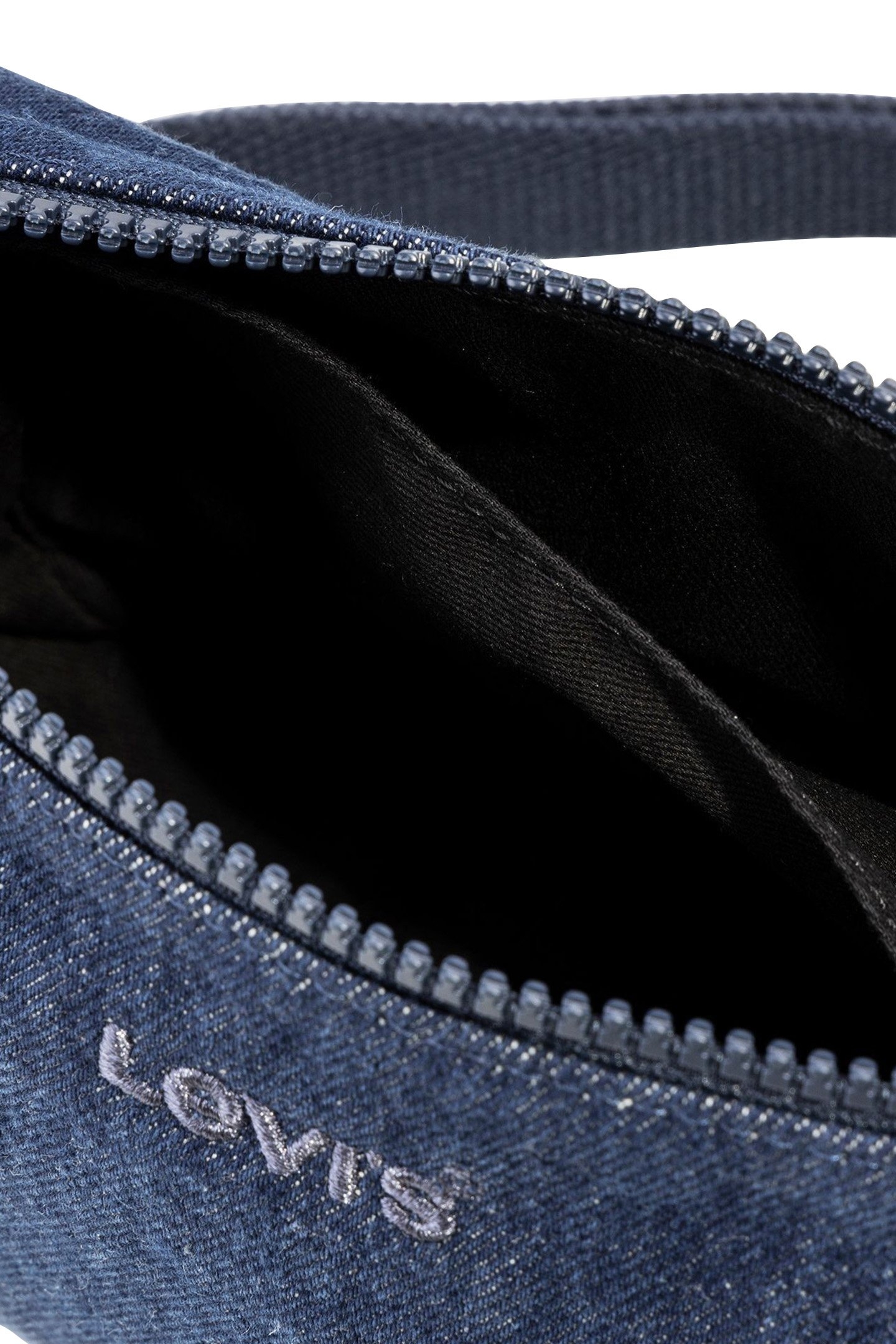 LEVI'S® SMALL CROSSBODY BAG IN INDIGO RINSE 4