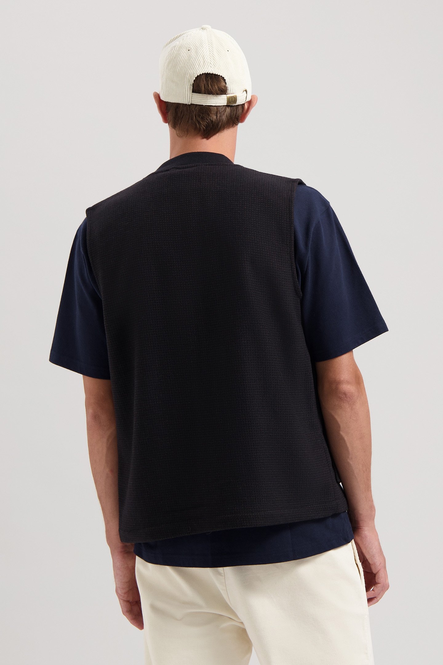 DS_NILS SLEEVELESS COLLEGIATE BLUE 2