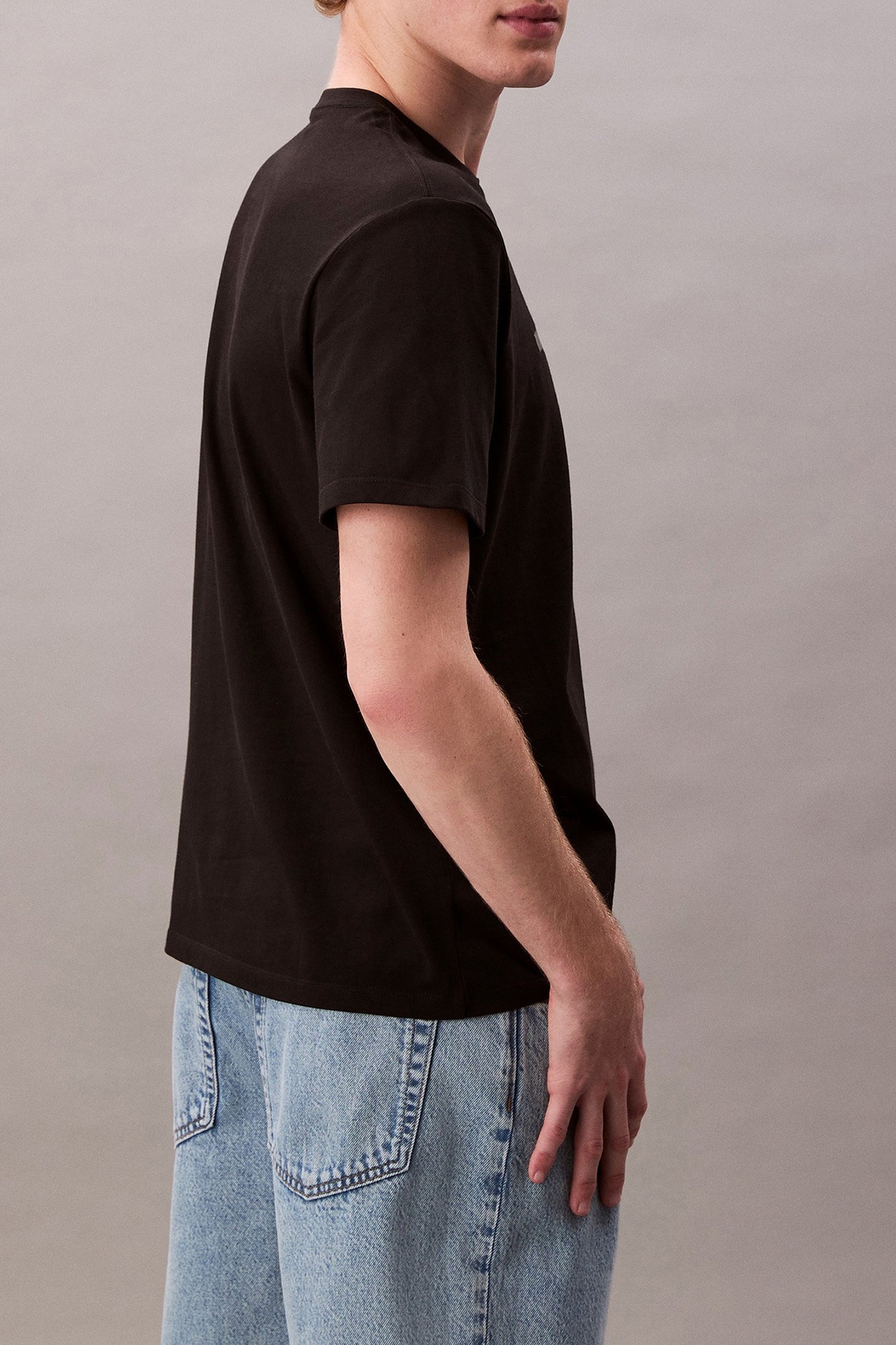 SS 20S CALVIN KLEIN BLACK 4