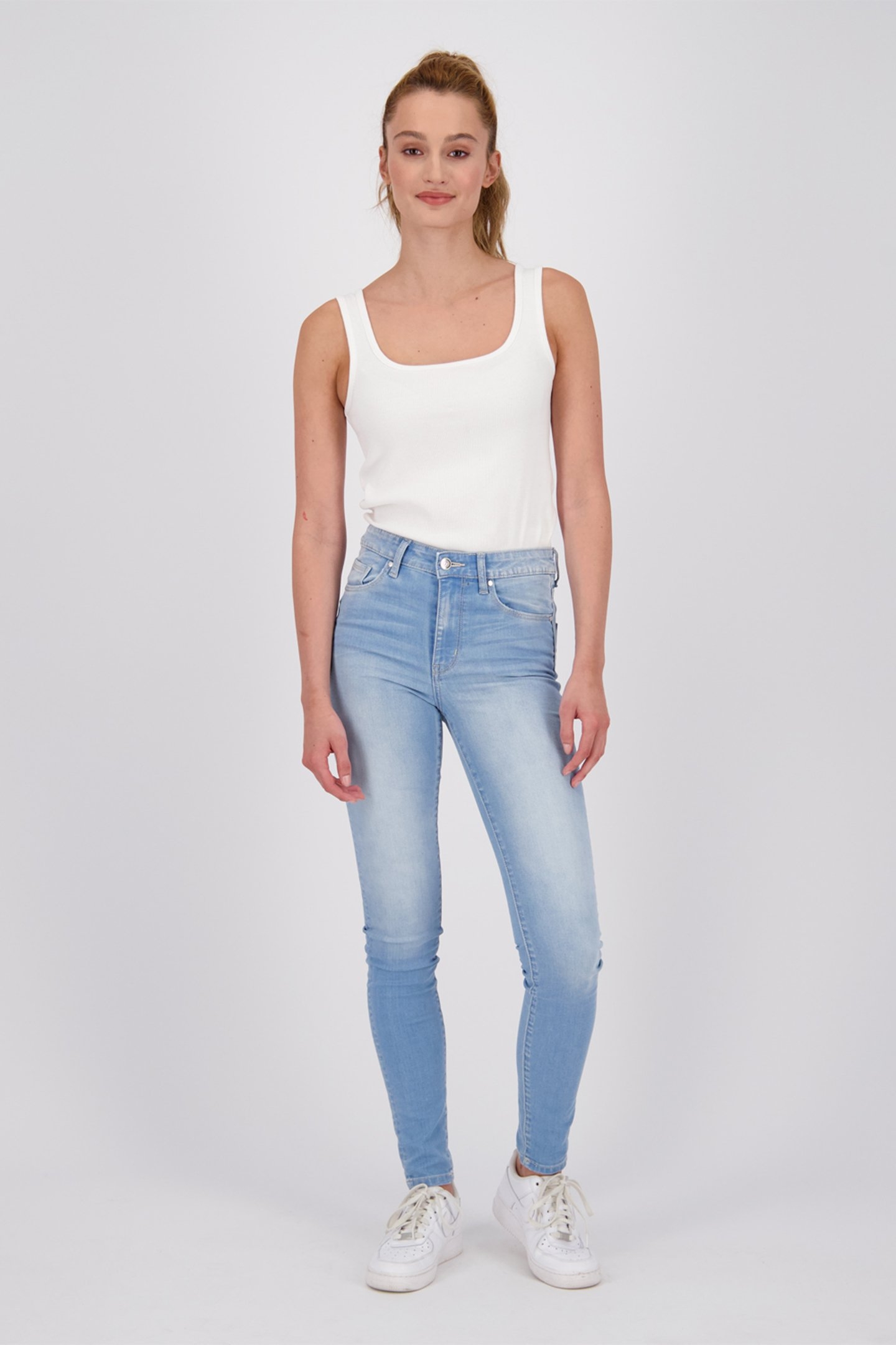 IVY JEANS LIGHT BLUE STONE 3