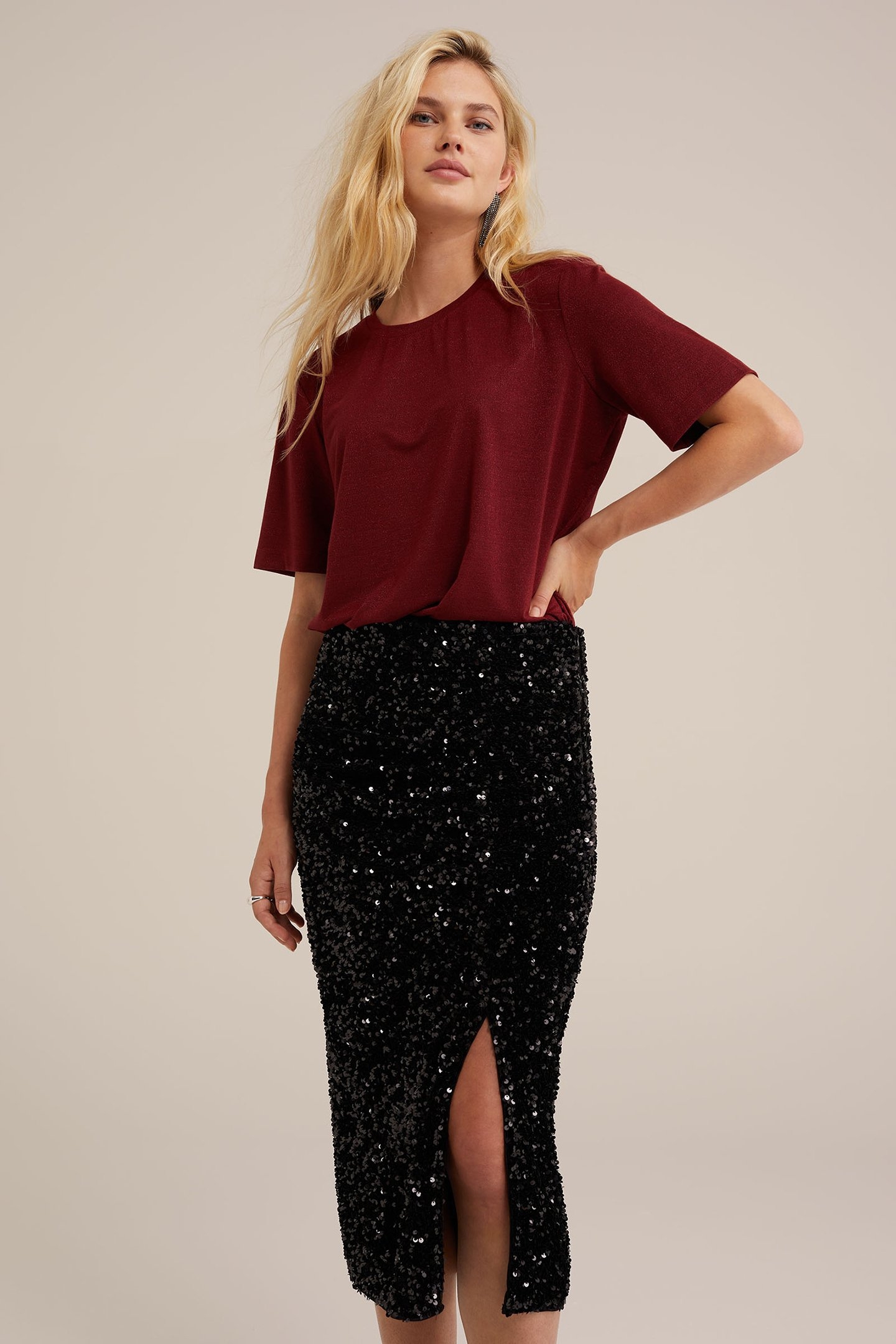 SKIRT MEDIUM LENGTH BLACK 5