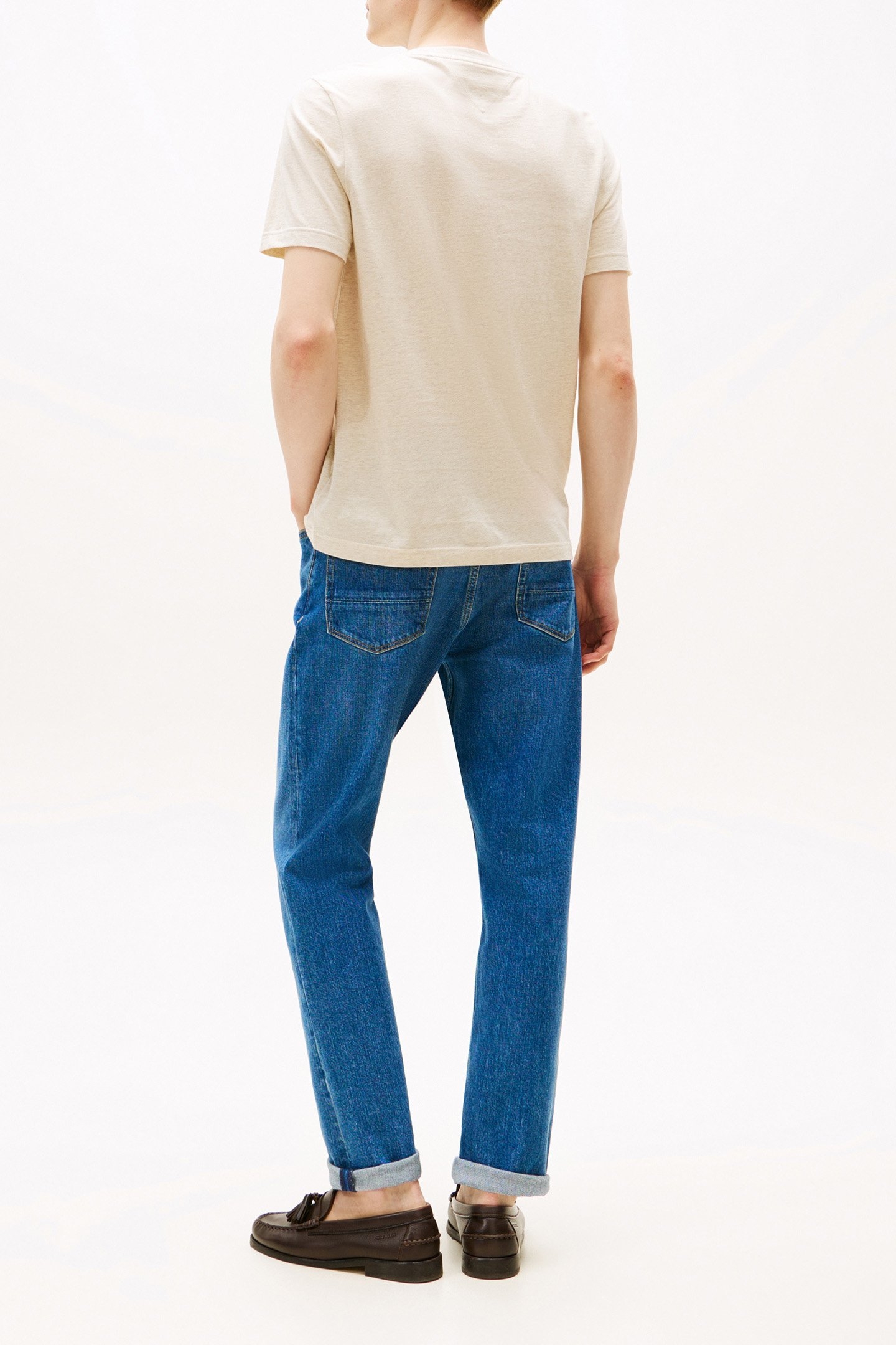 OUTLINE FLAG SCRIPT CLASSIC FIT T-SHIRT ECRU 3