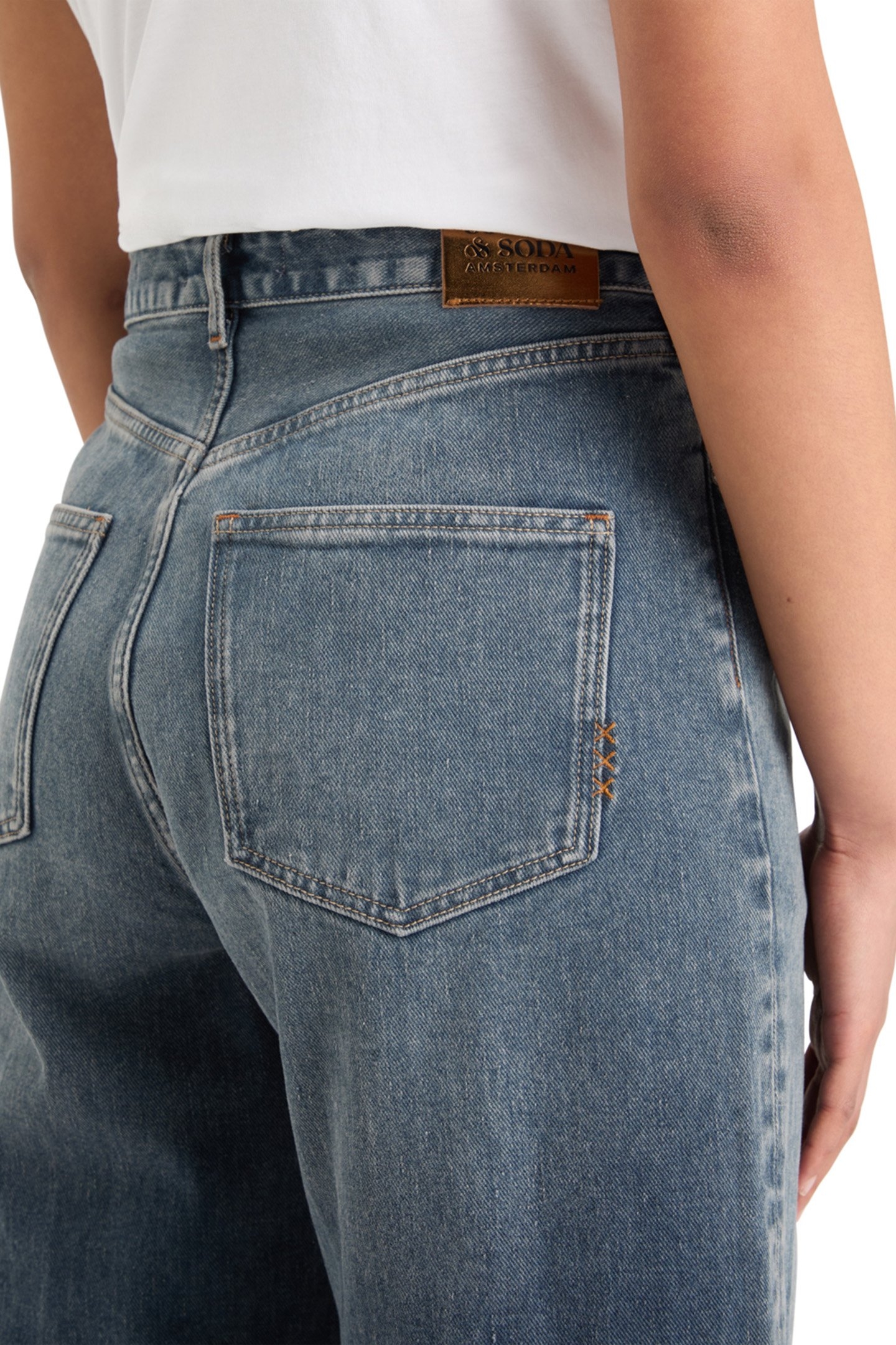 THE TIDE BALLOON FIT JEANS – HITCHHIKER 7