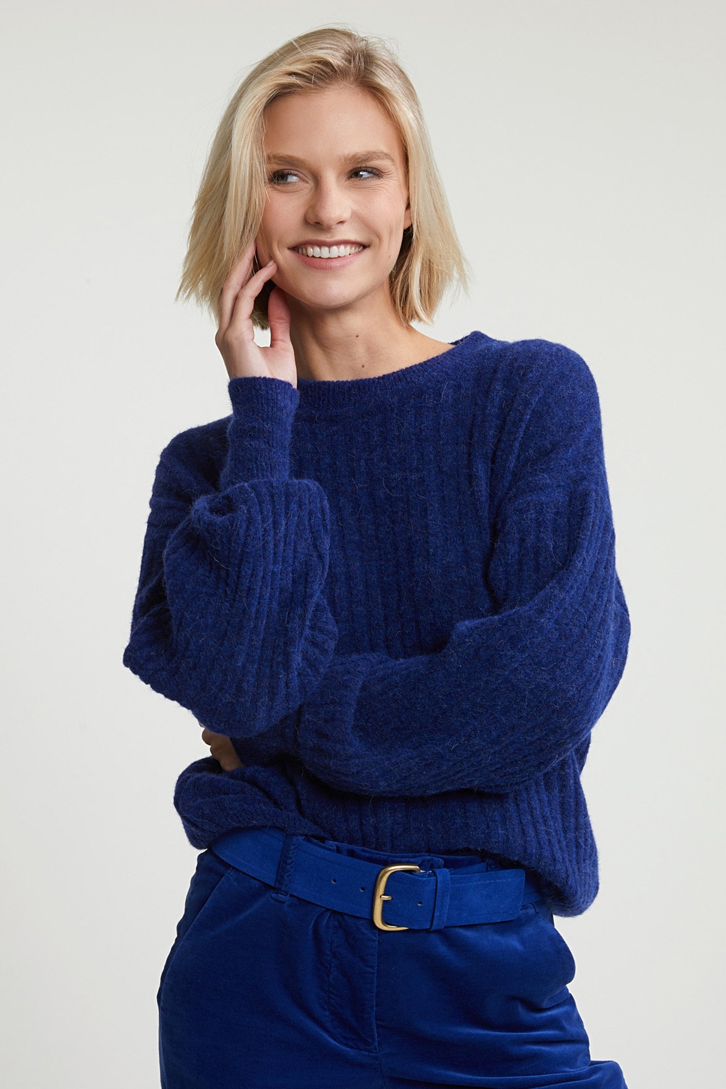BLUE RIBBED CREW NECK SWEATER 1