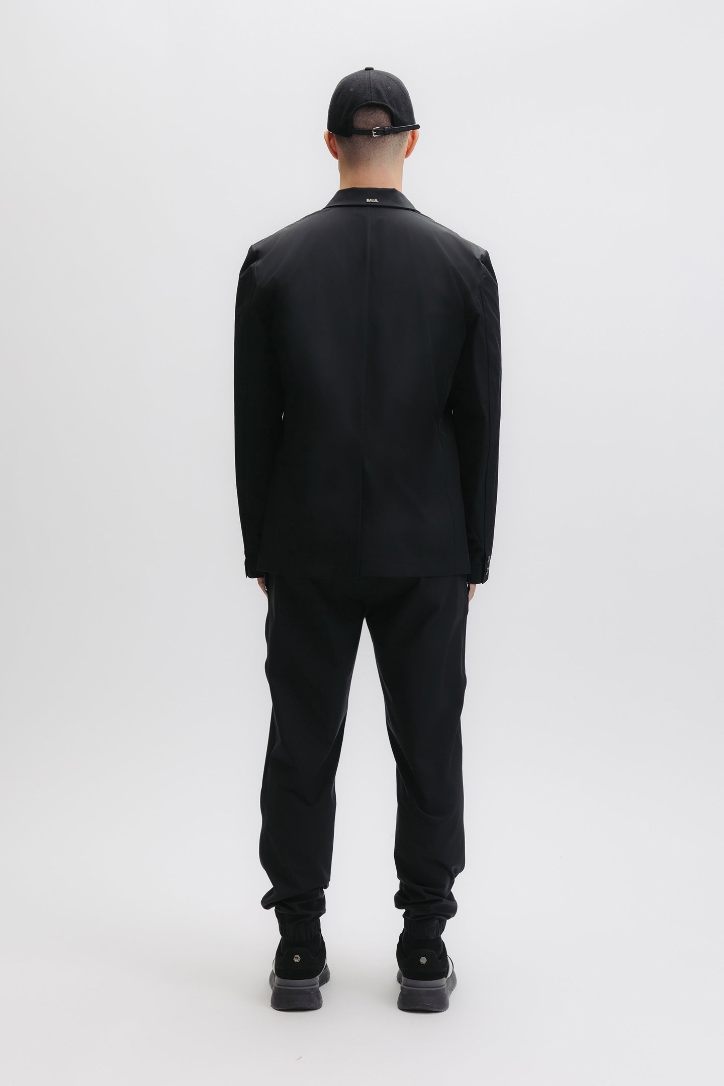 XI TECH BLAZER JET BLACK 2