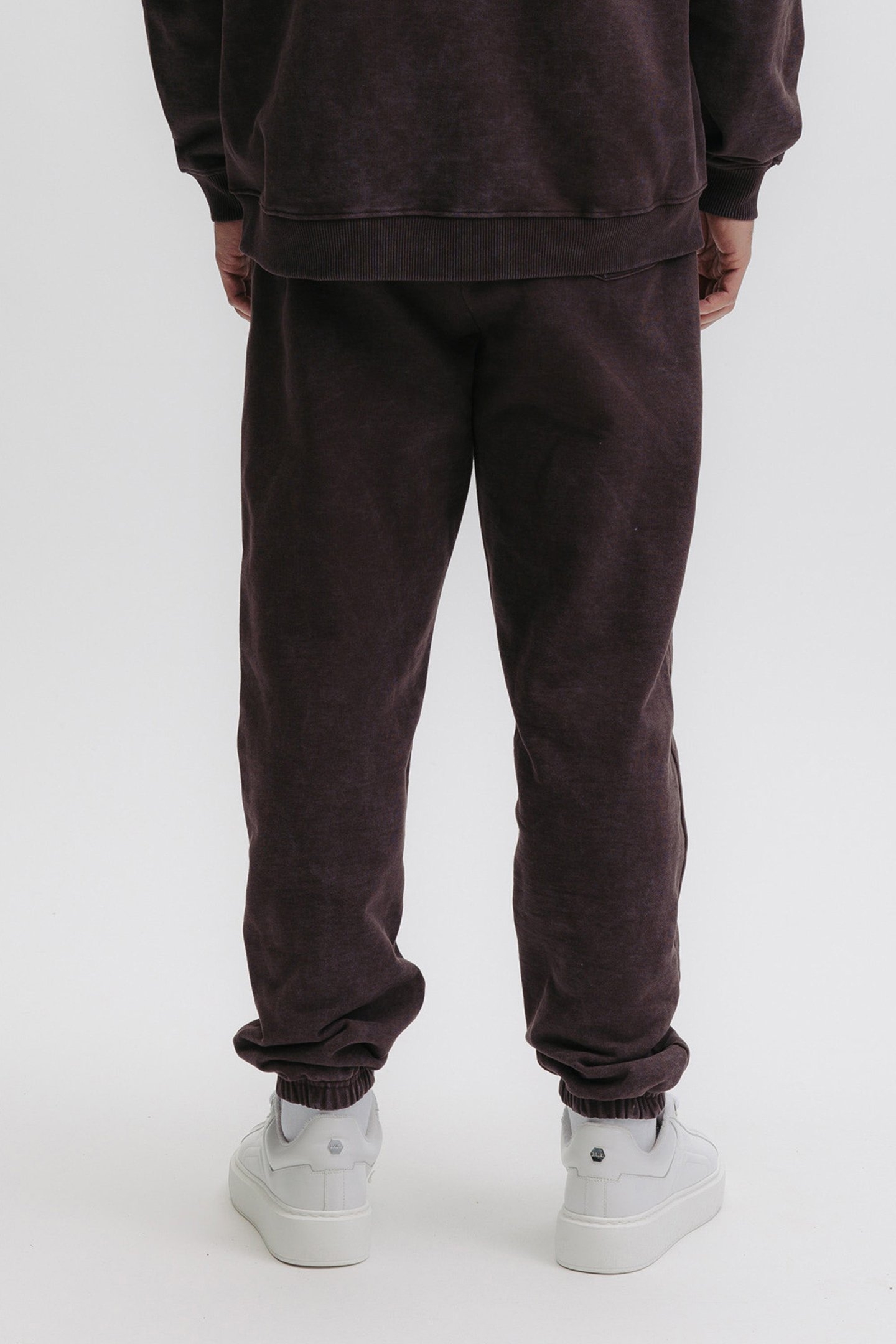 URBAN WASHED SWEATPANTS DEEP BROWN 2
