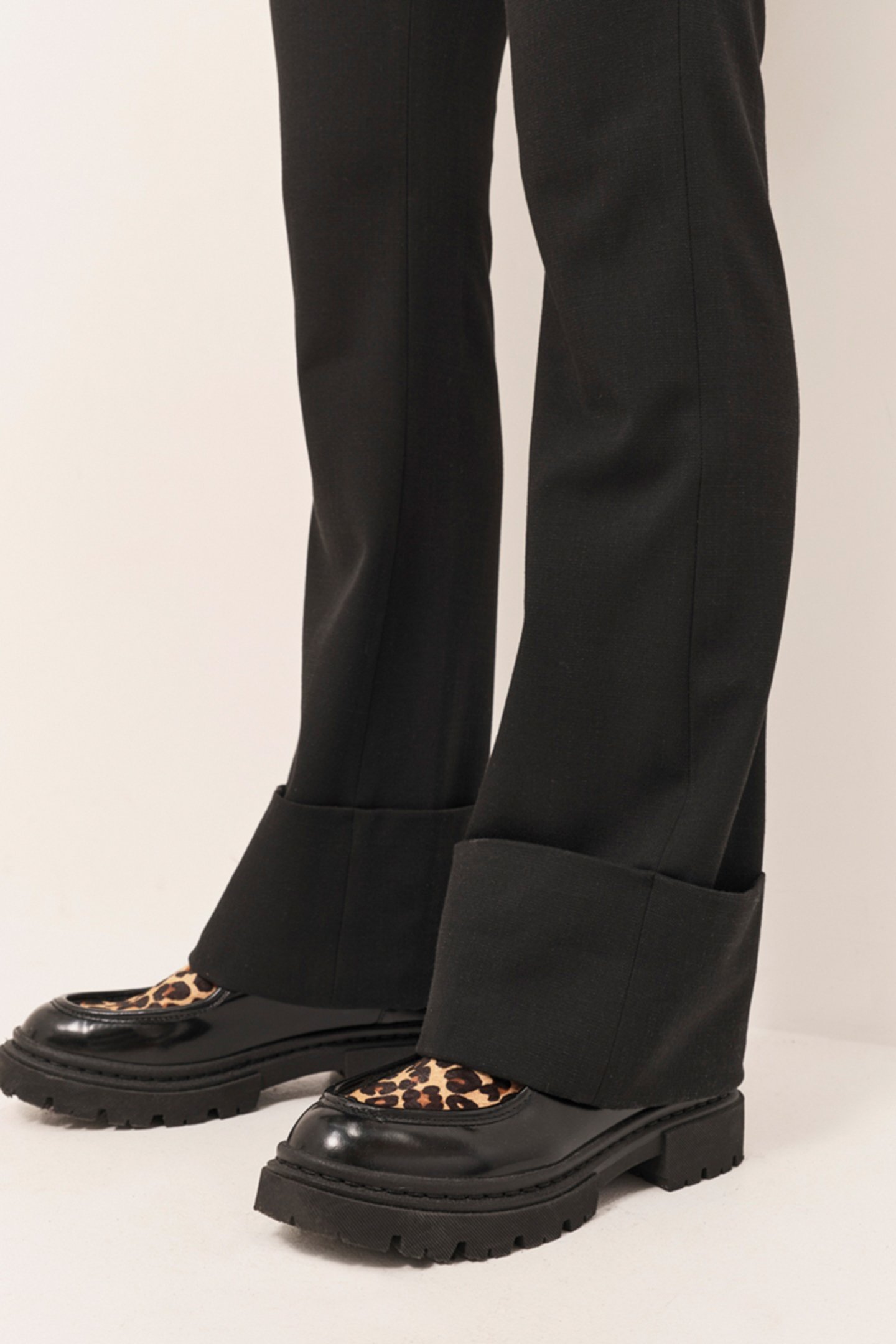 PACHY - BLACK SUIT PANTS WITH WIDE LAPELS 4