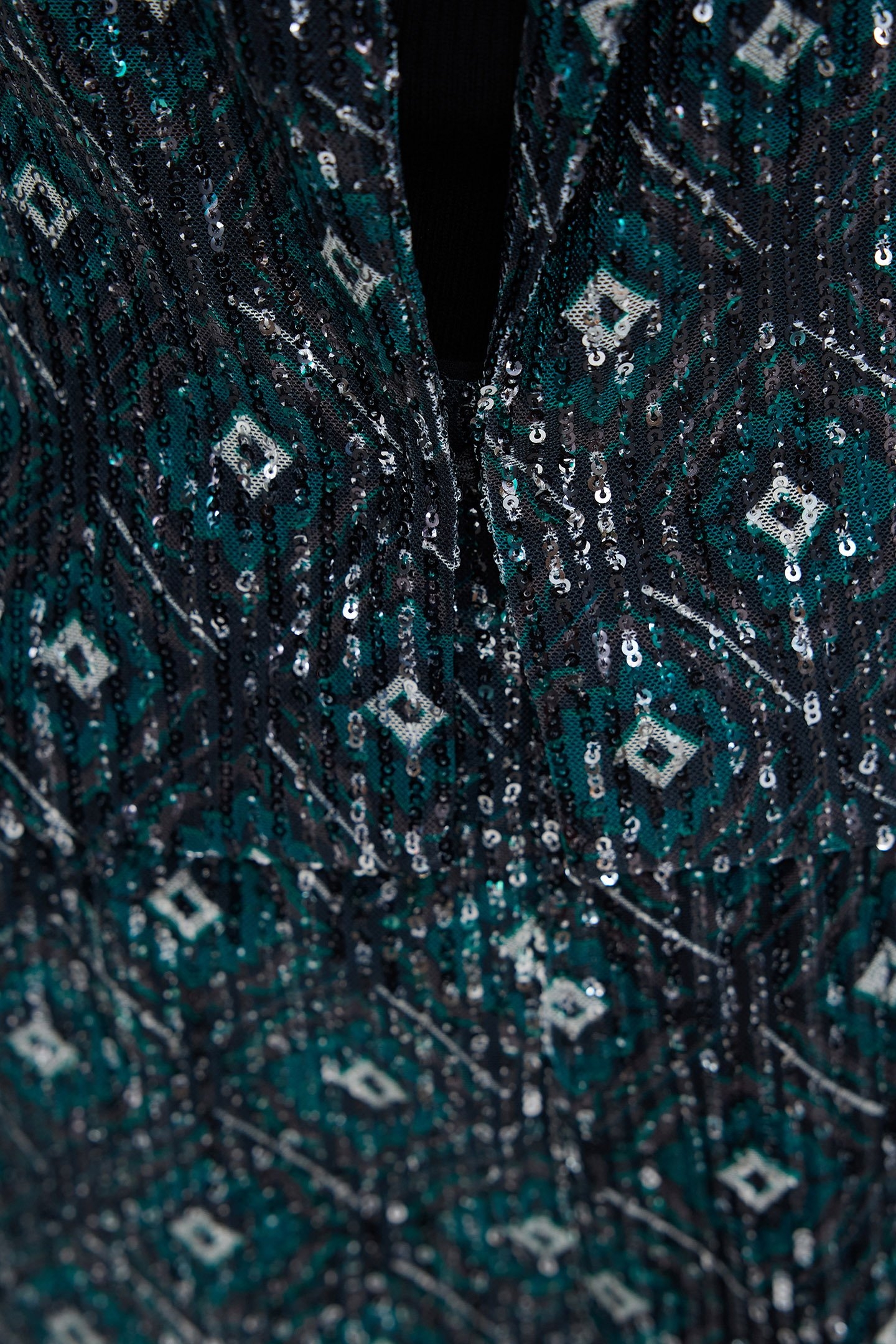 BLACK GEOMETRIC PRINT JACKET WITH SEQUINS EMBROIDERY 5