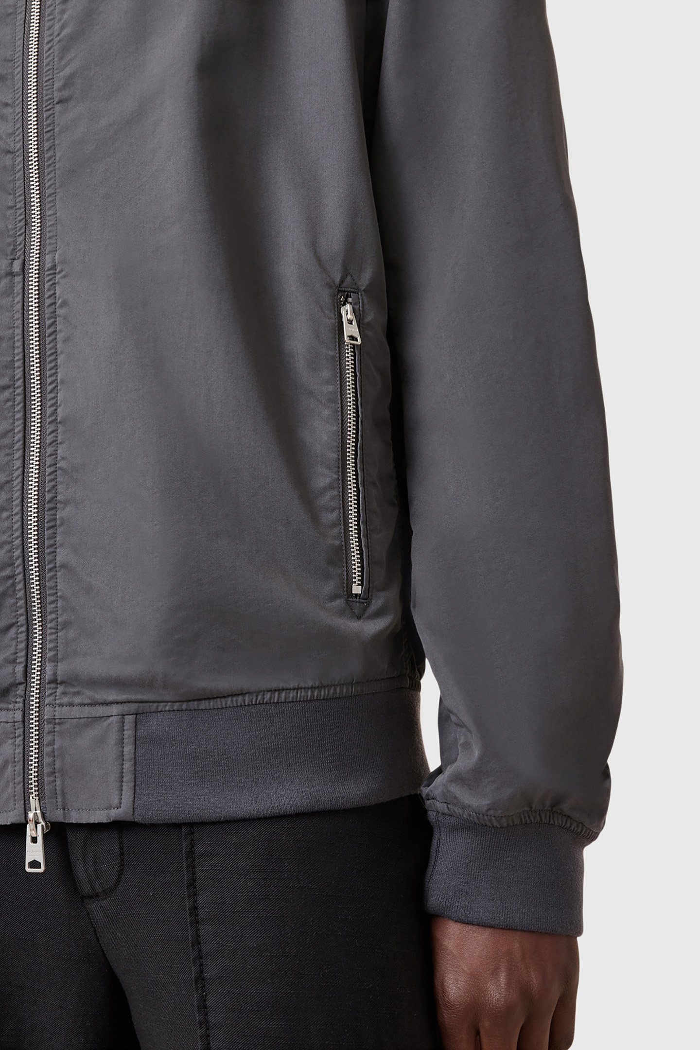 BASSETT BOMBER PILLAR GREY 8