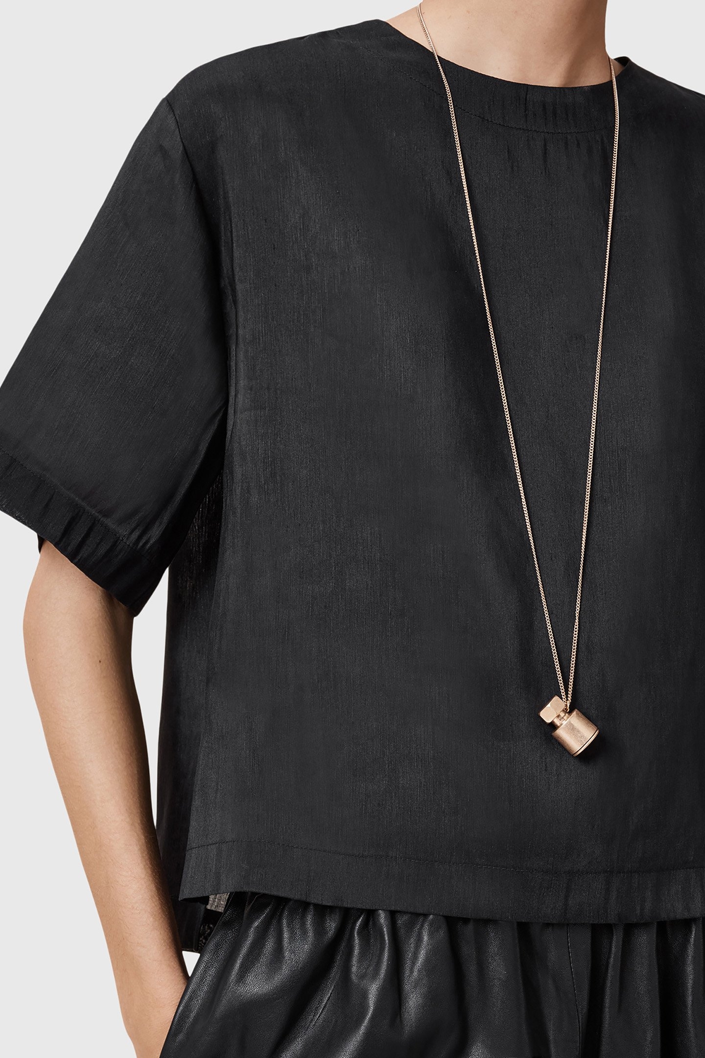 LOTTIE LINEN TOP BLACK 6