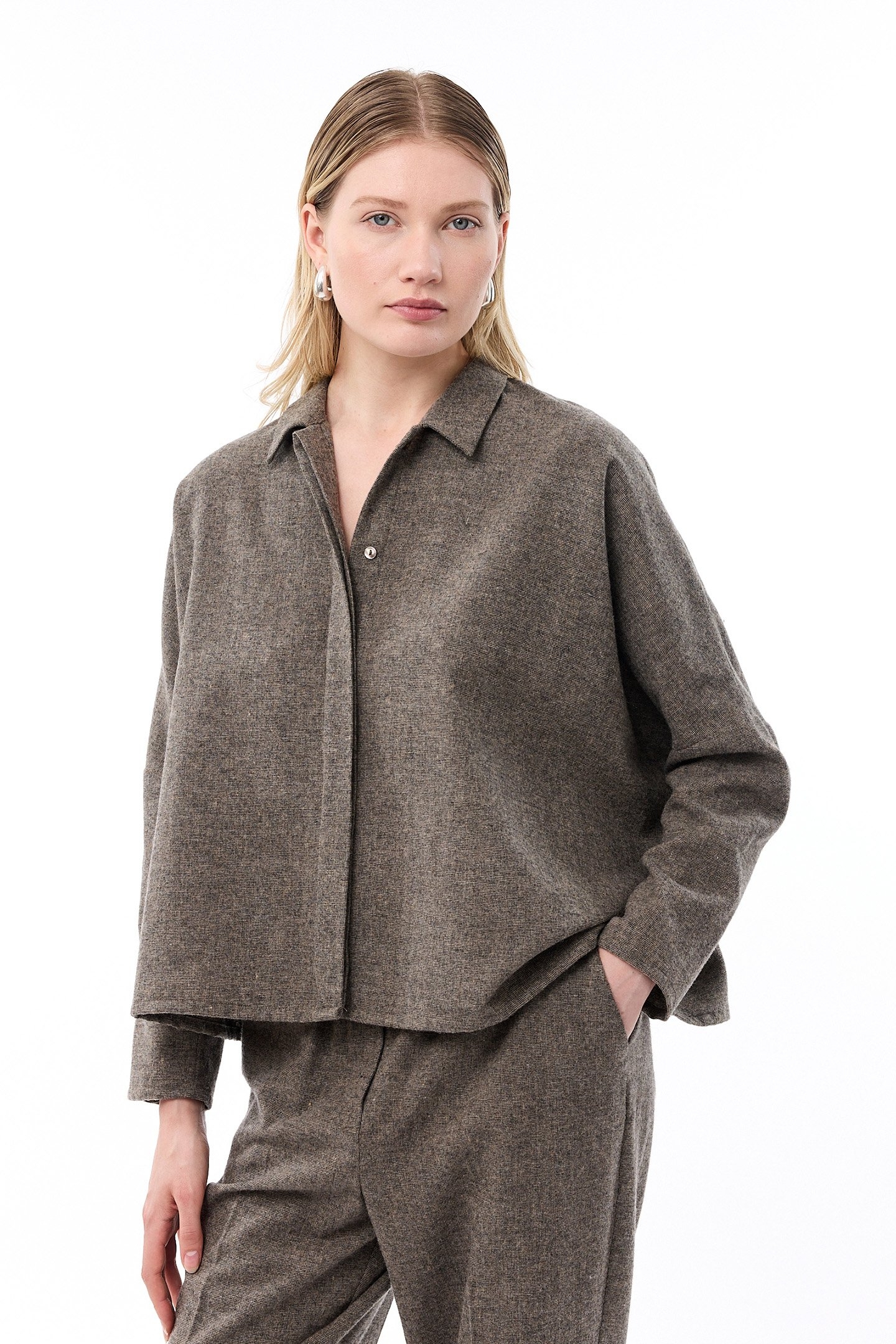 MIRKA BLOUSE TAUPE 1