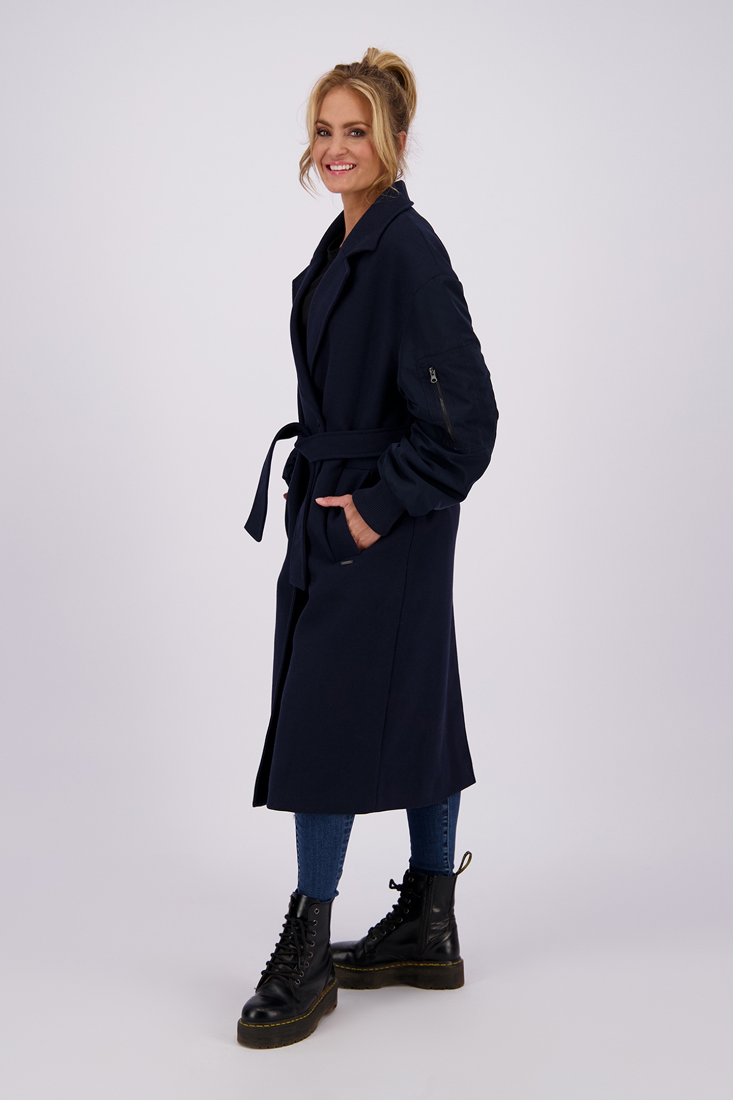 VAYENNA JACKETS BLACK BLUE 5