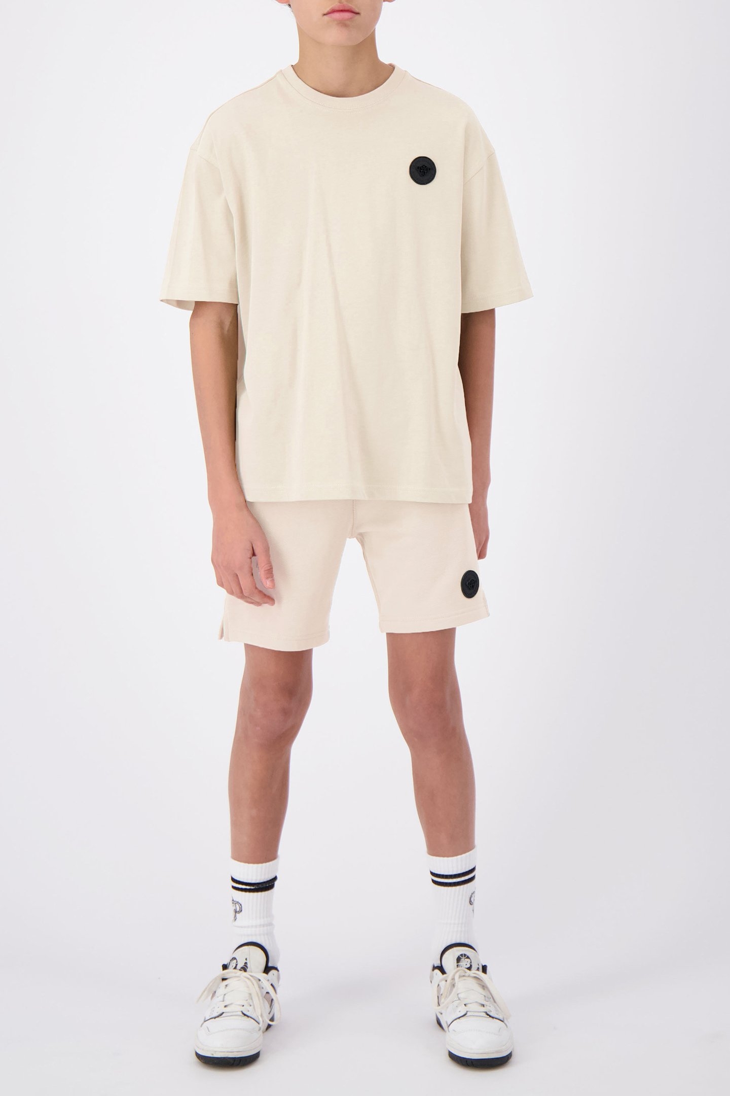 JR ESSENTIAL TEE SAND 2