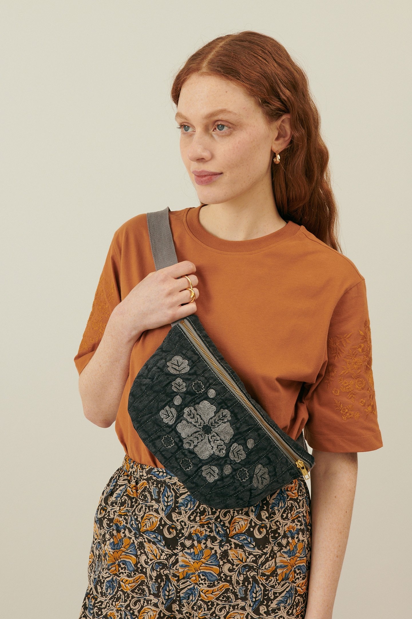 WAIST BAG GABY CHARCOAL 2