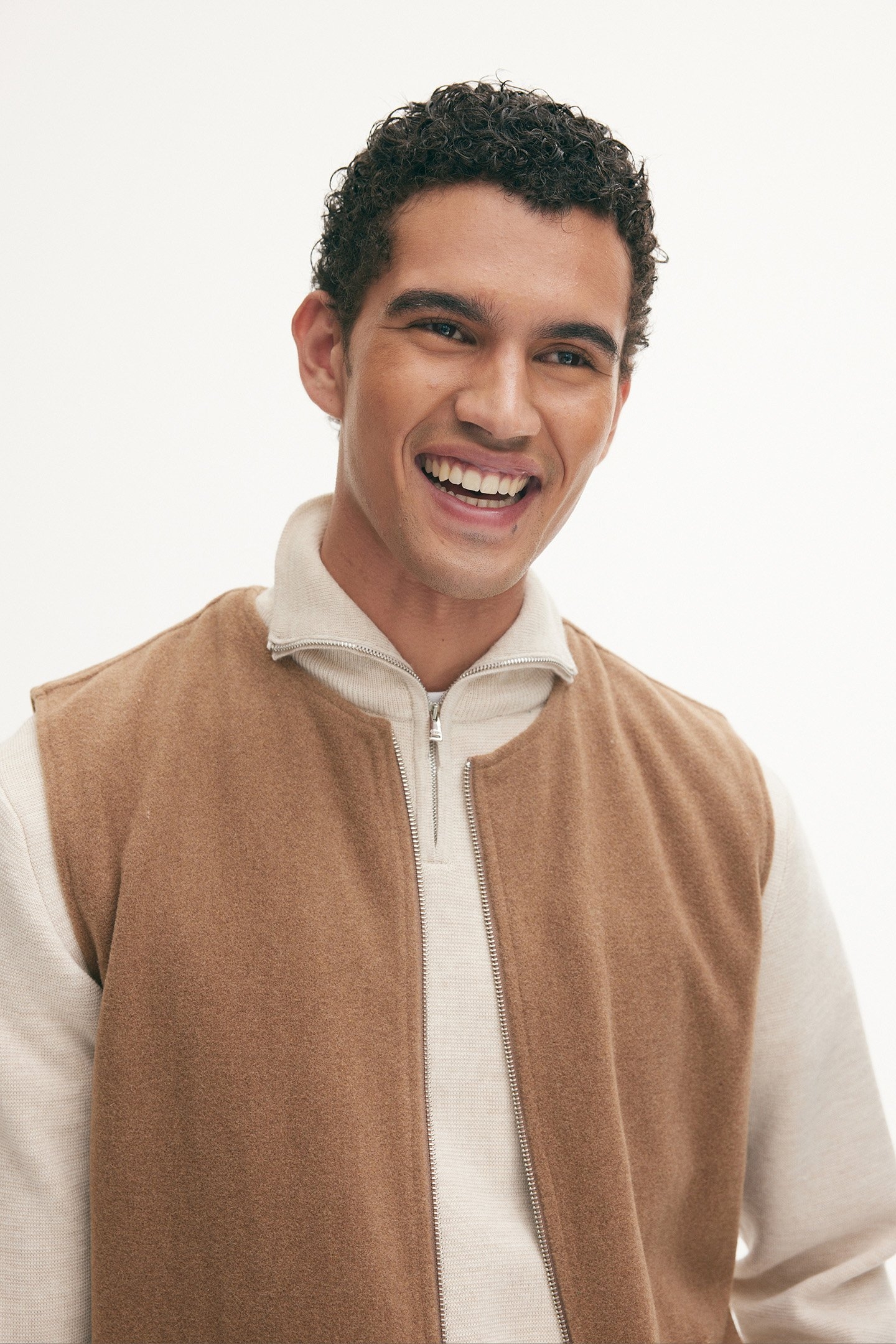 JBODY JACKETS BEIGE 4