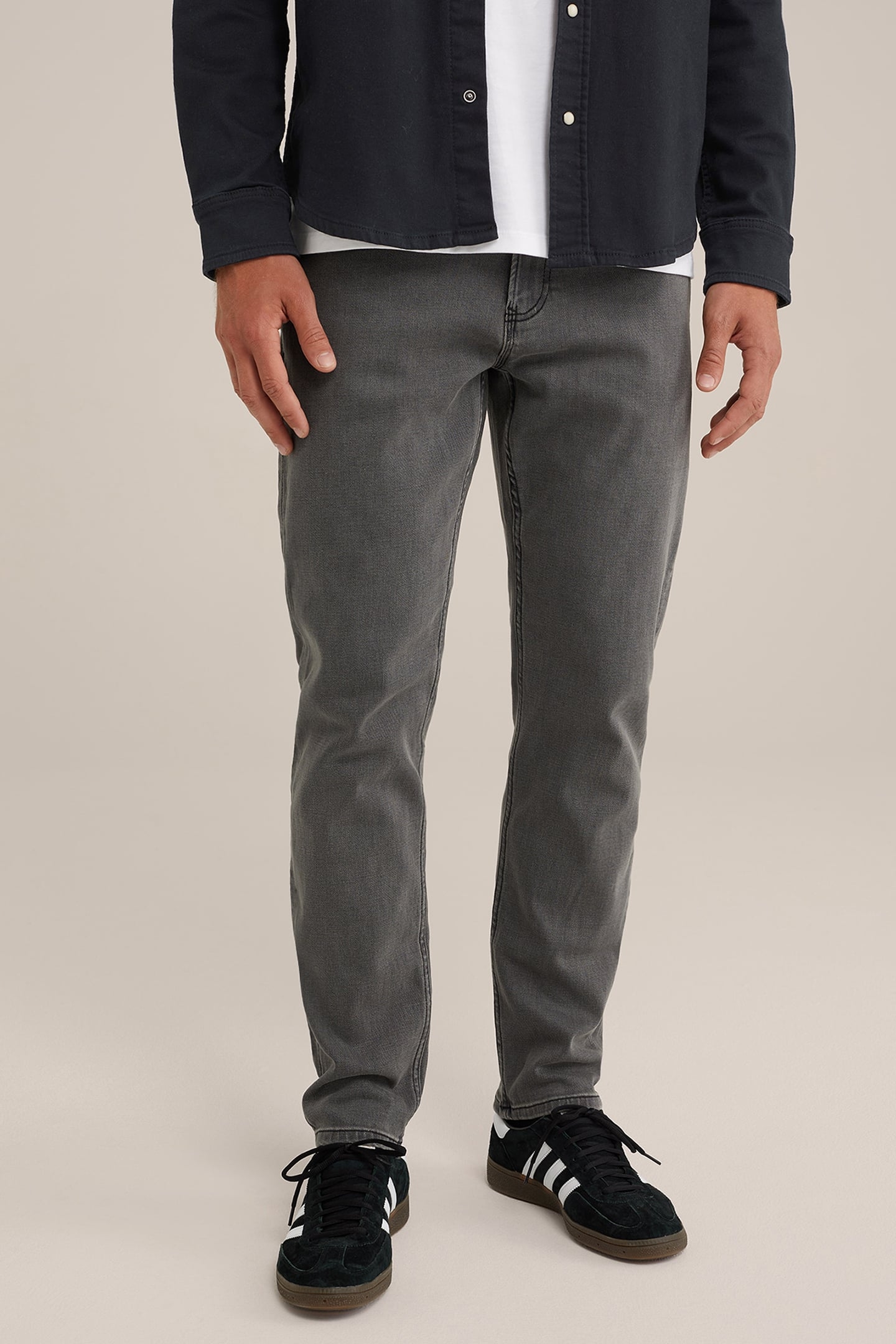 5-POCKET MID WAIST LIGHT GREY 1