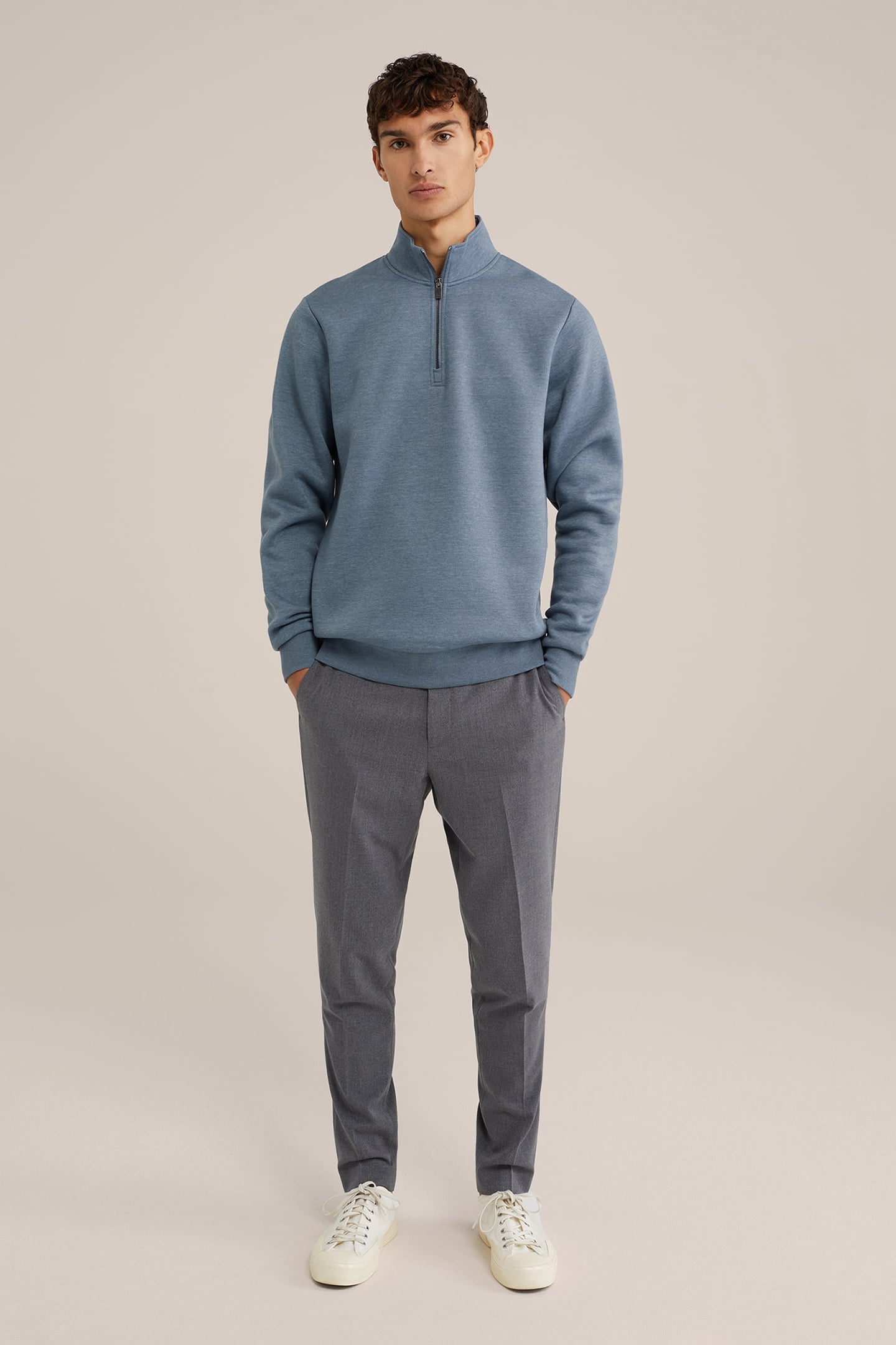 HALFWAY ZIPPER LIGHT BLUE 3